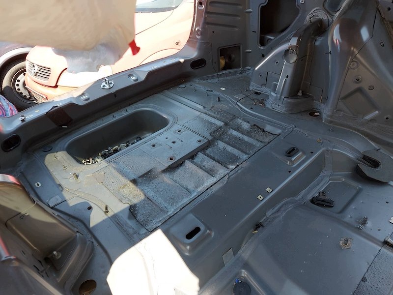 Fiat Freemont Quarter Panel Front Rear Used image 8