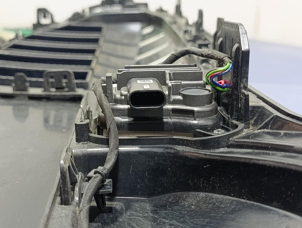 BMW 5er G60 G61 LED-Grill 8084674 image 8