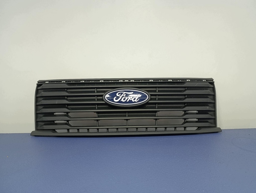 Ford Transit Courier MK3 Grille R2X6-8B271-A image 2