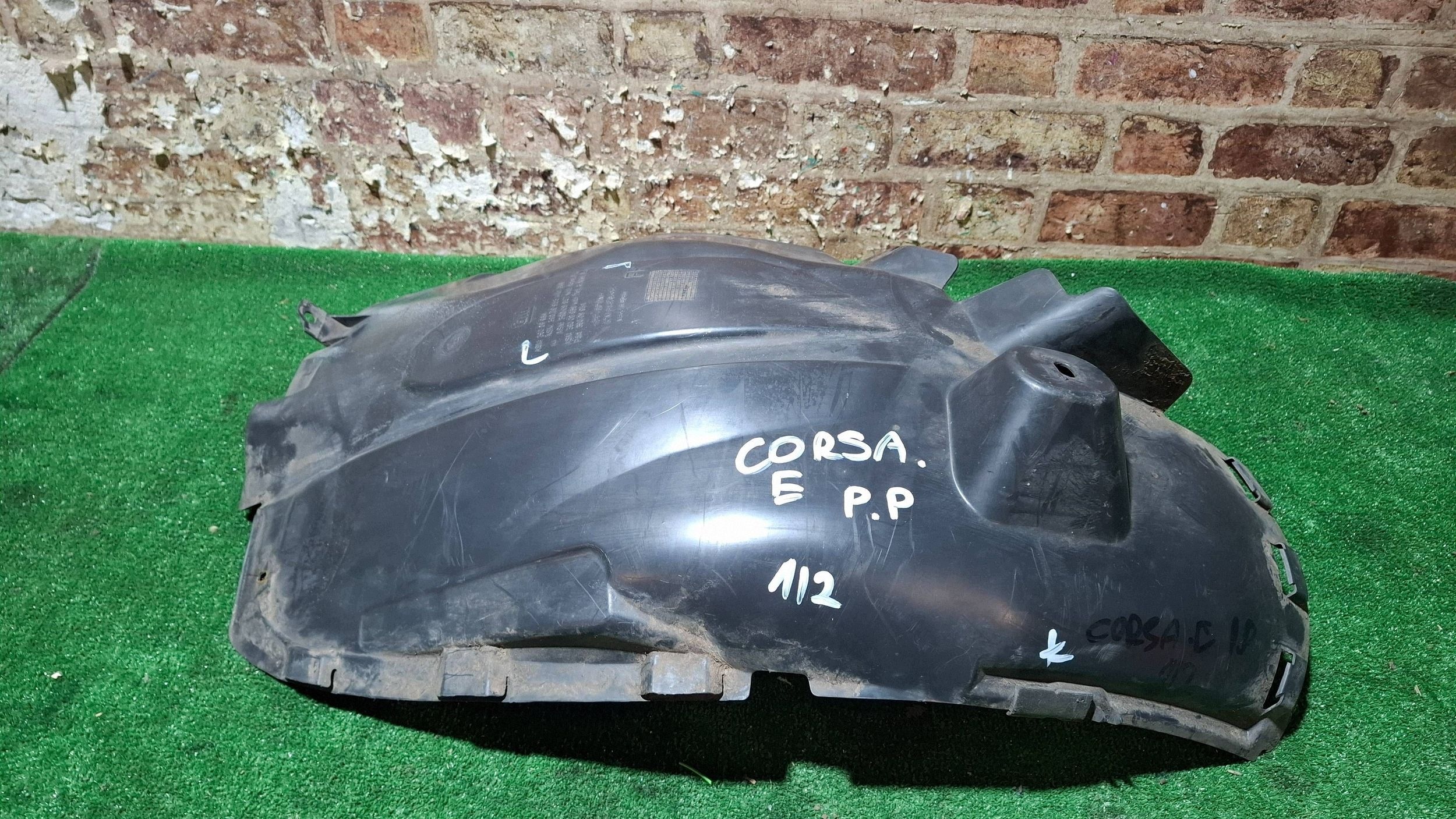 Opel Corsa E Front Wheel Arch Liner Right image 2