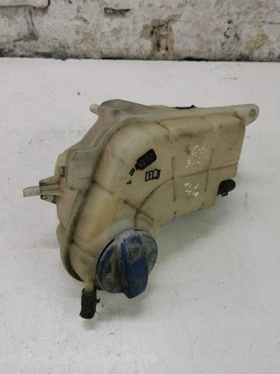 Bouchon réservoir Audi A6 Allroad 4F0121403B image 2