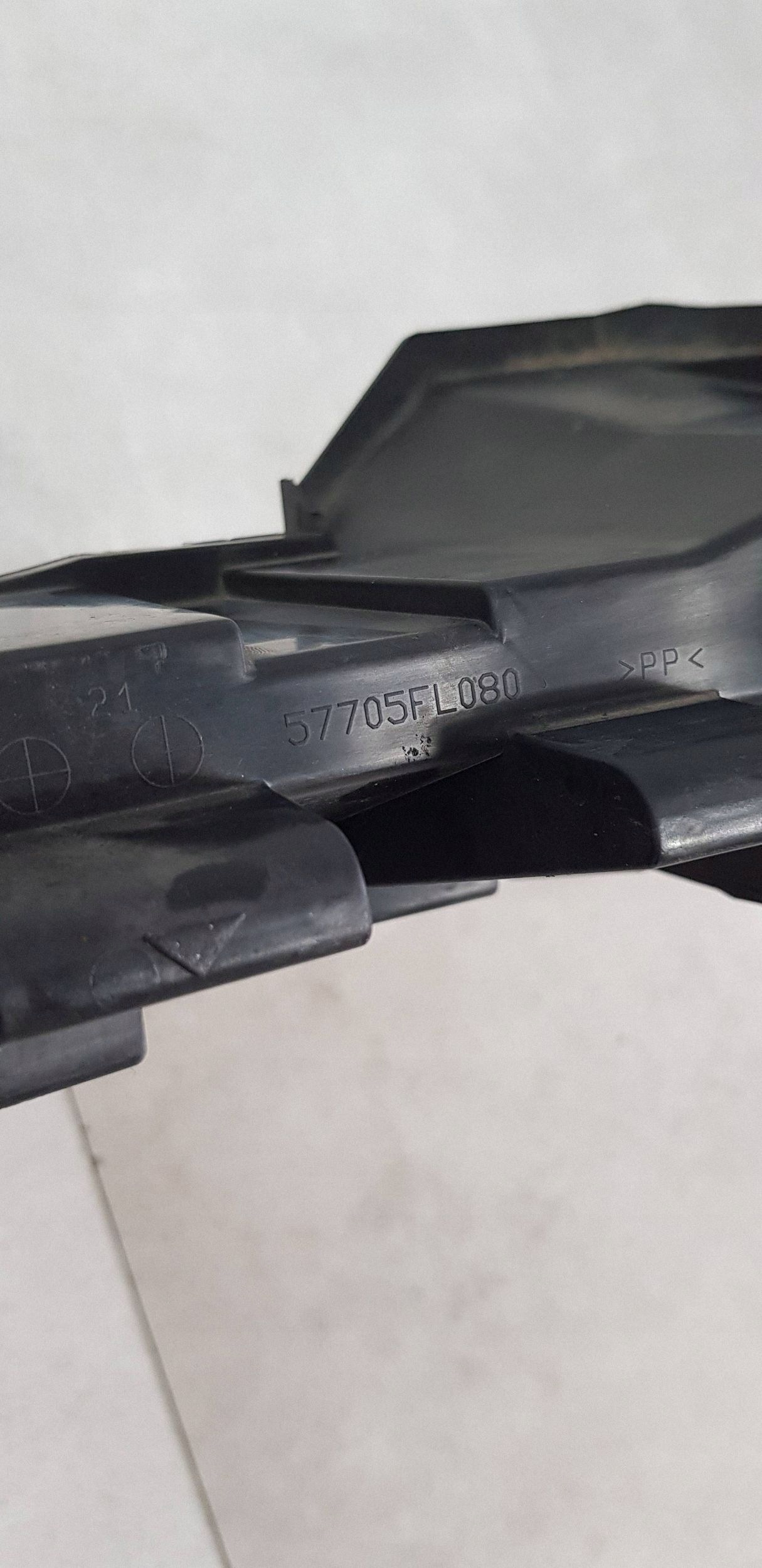 Subaru XV 17- Reforço Para-choques Dianteiro image 5