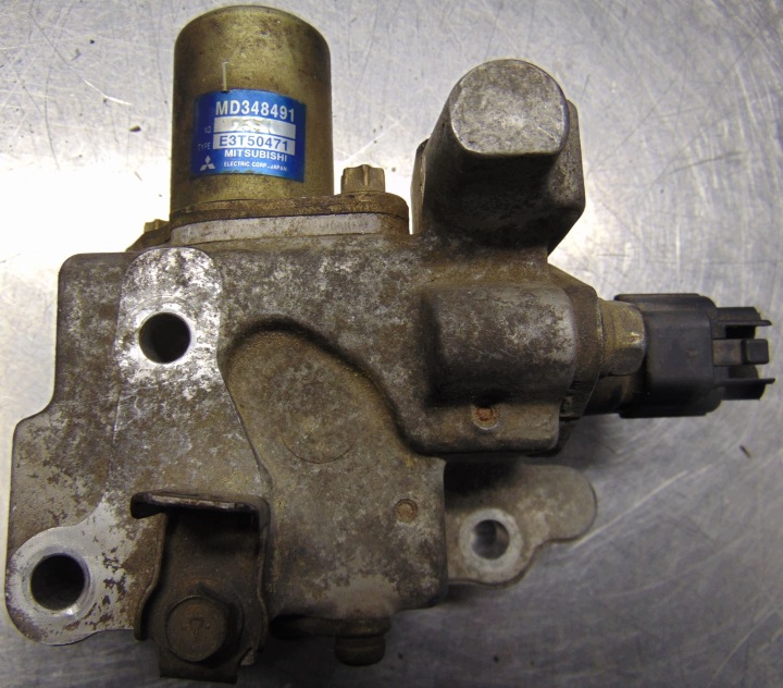Korkeapainepolttonestepumppu Mitsubishi Carisma 1.8GDI Europa
