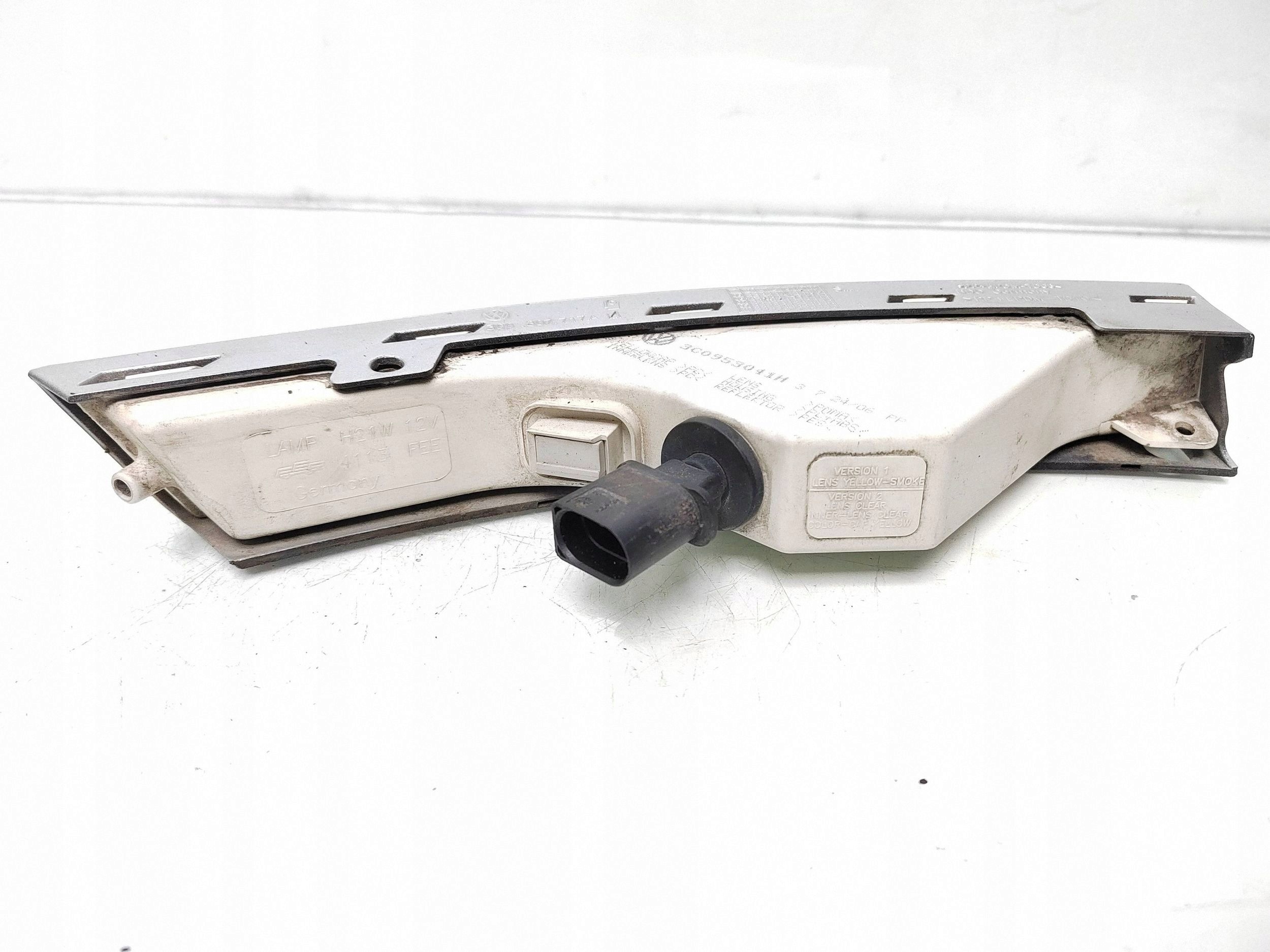 Front left indicator lamp VW PASSAT B7 ALLTRACK (365) 3C0953041H