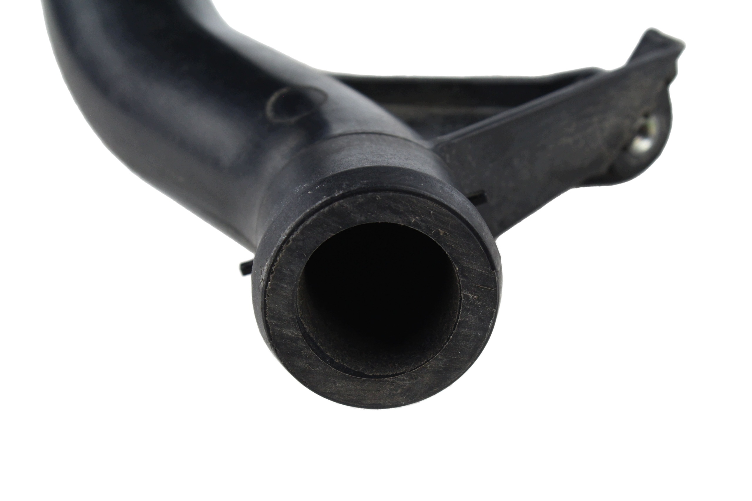 Durite d'eau Audi A4 B8 2.0 TDI CAH 03L121071C image 5