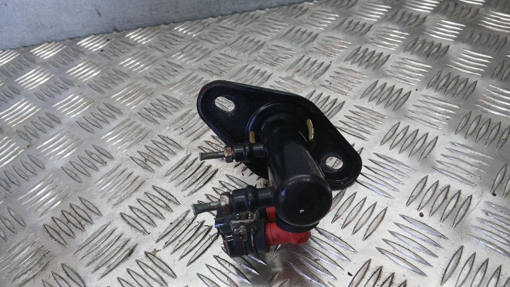 Brake Pump Nissan Trade 87-01R Used image 6