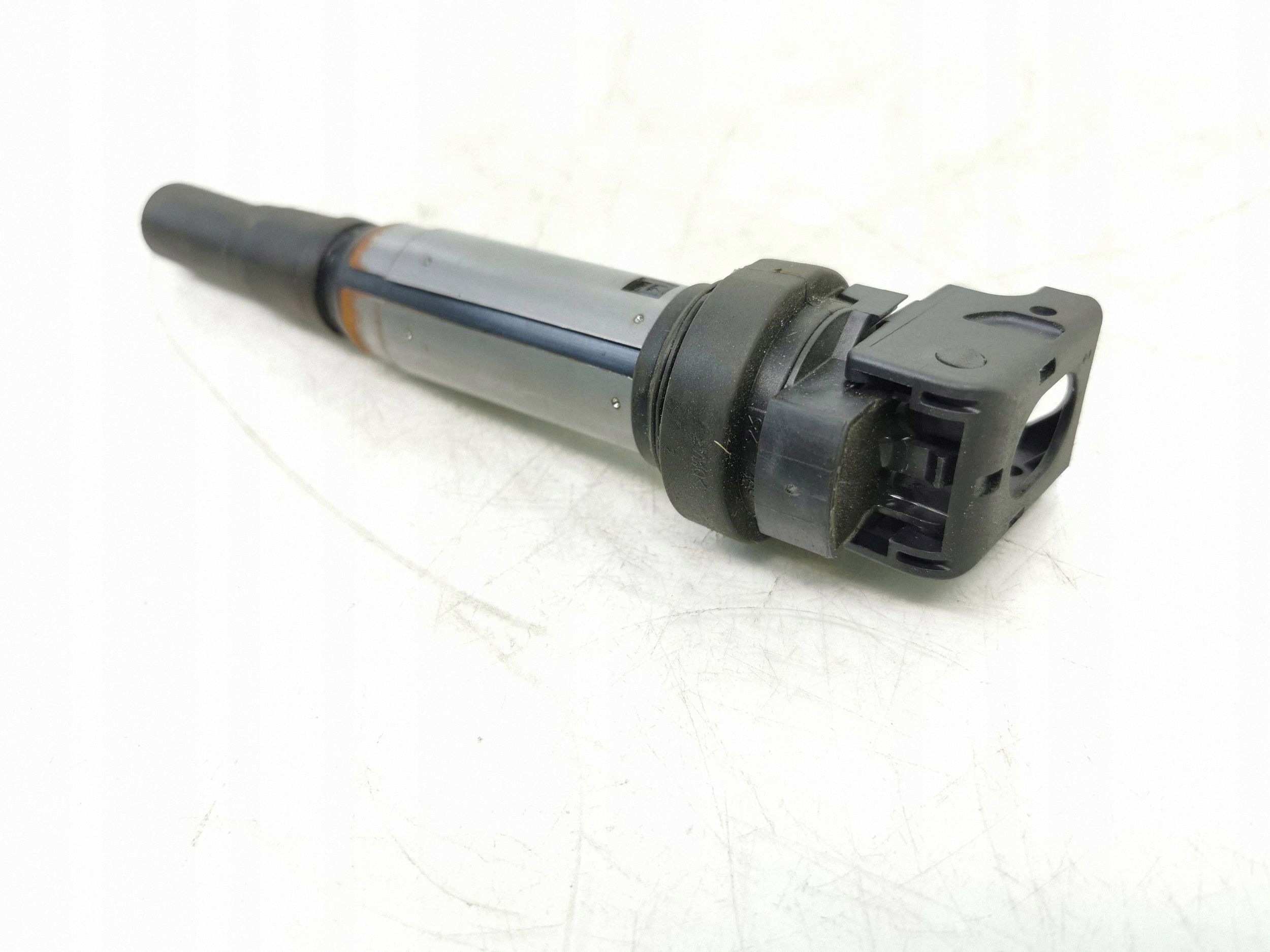 Bobina de Ignição BMW 3 E46 637520C Usada image 2