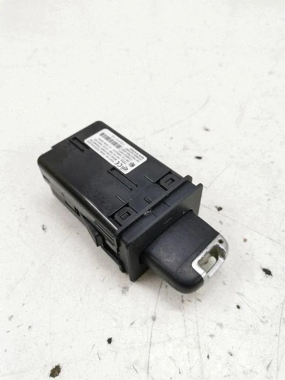 Stacyjka HYUNDAI ix35 2.0 120kW 2011 1003112 image 3