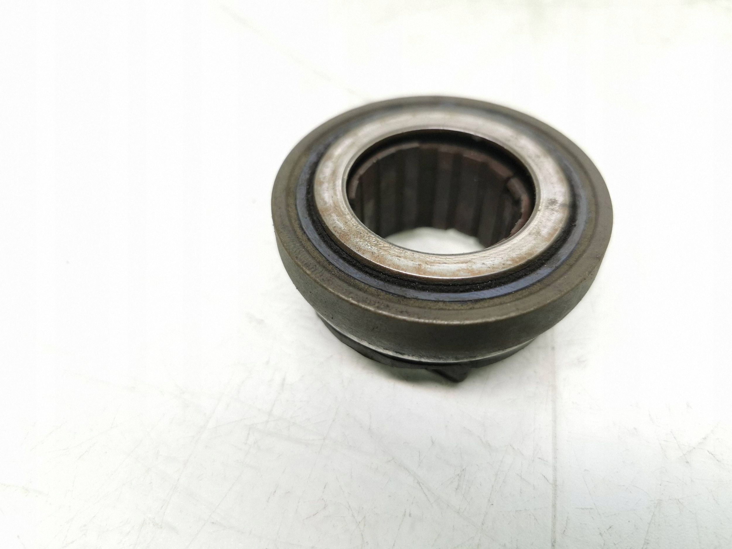 VW Passat B6 2006 painelaakeri FRC65895