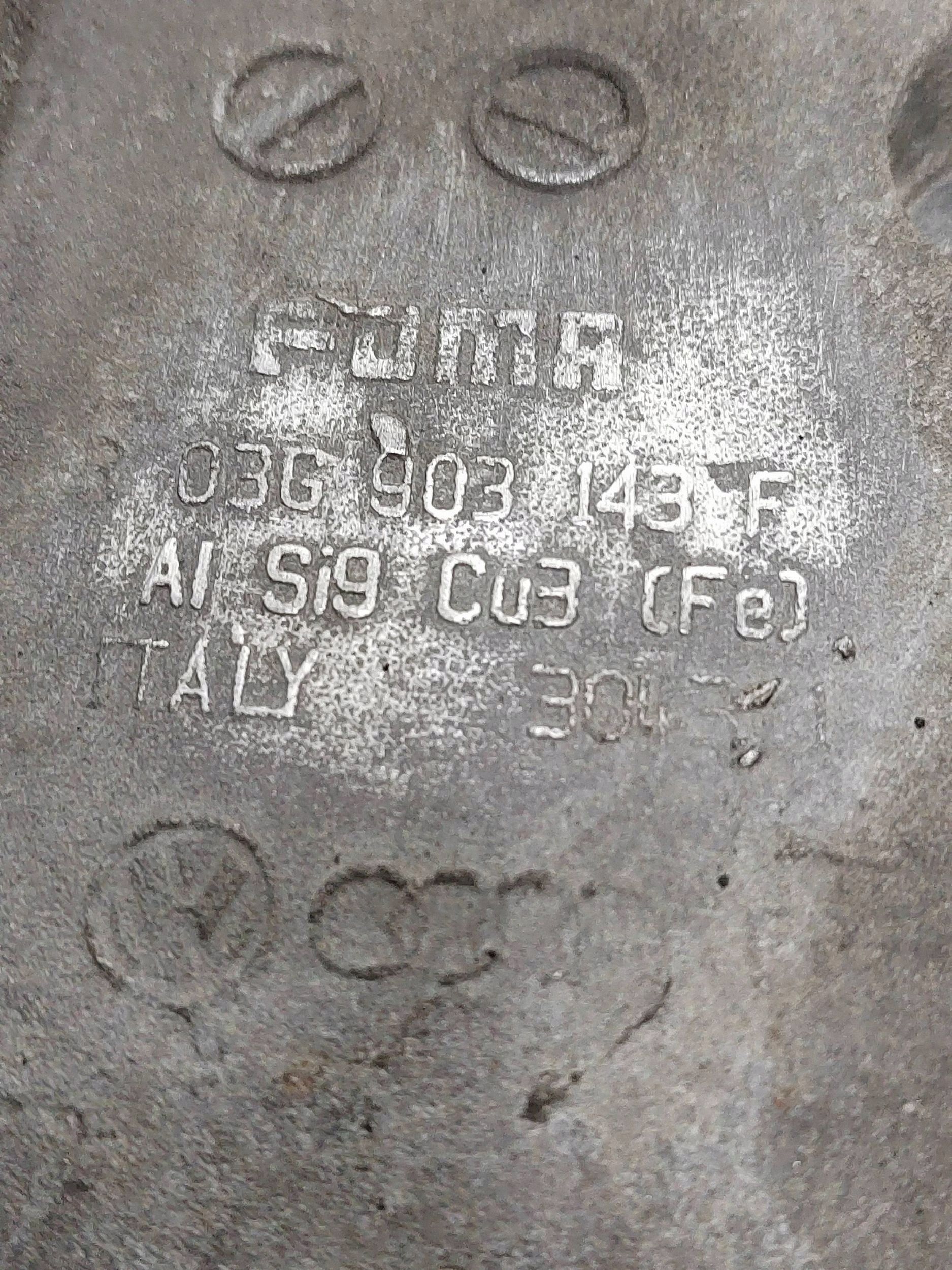 Support compresseur clim VW Passat B6 03g903143F image 9