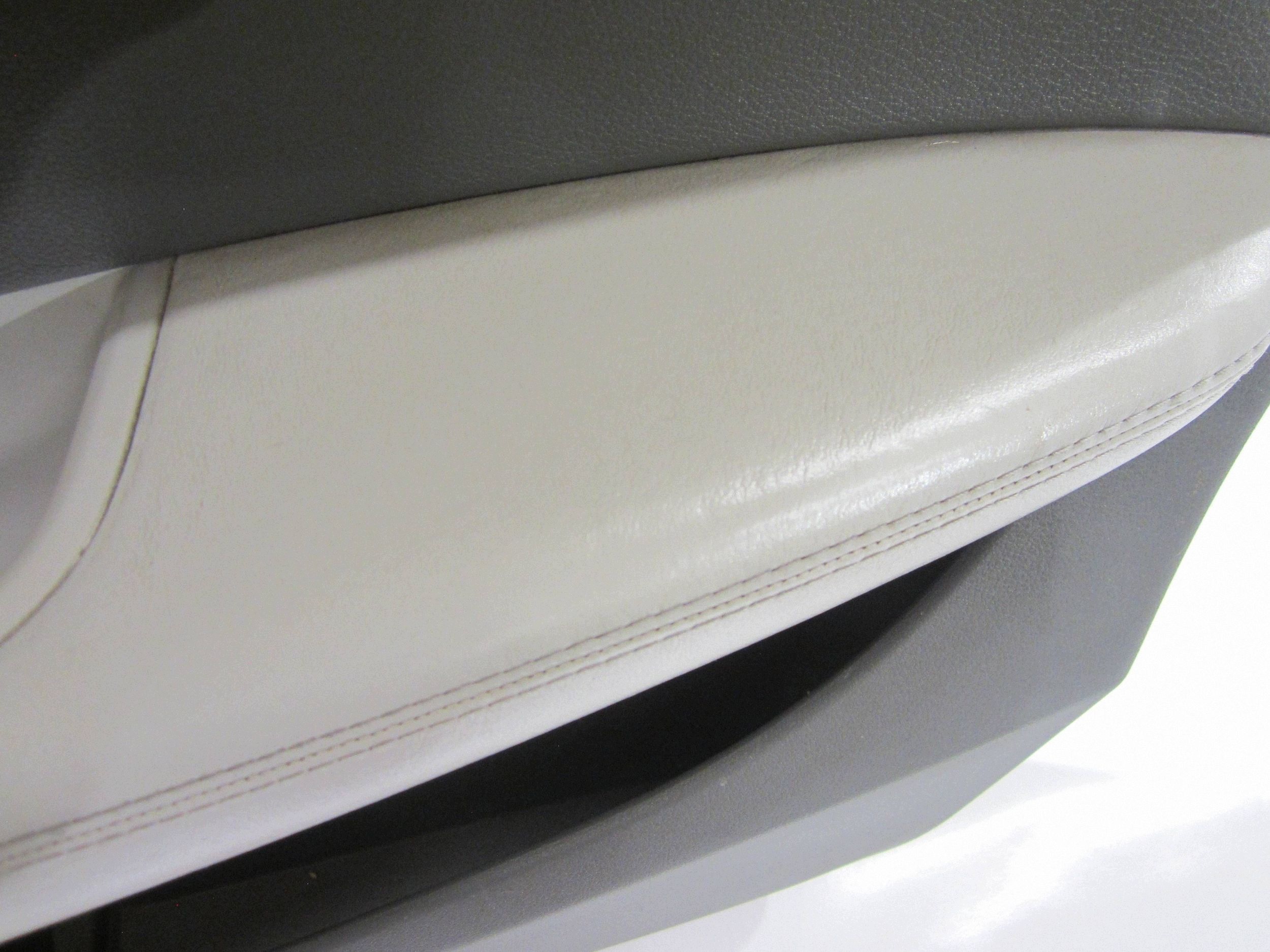 Audi Q5 dörrpanel klädsel höger fram beige image 10
