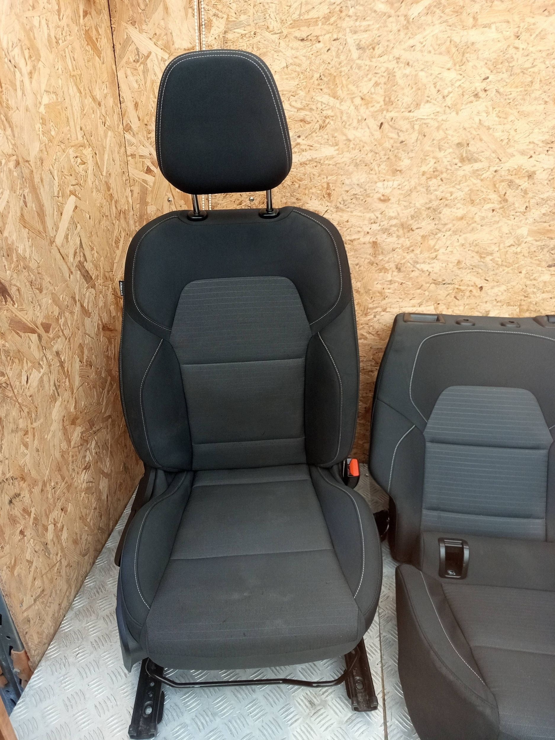 Renault Arkana sièges avant/arrière complet image 3
