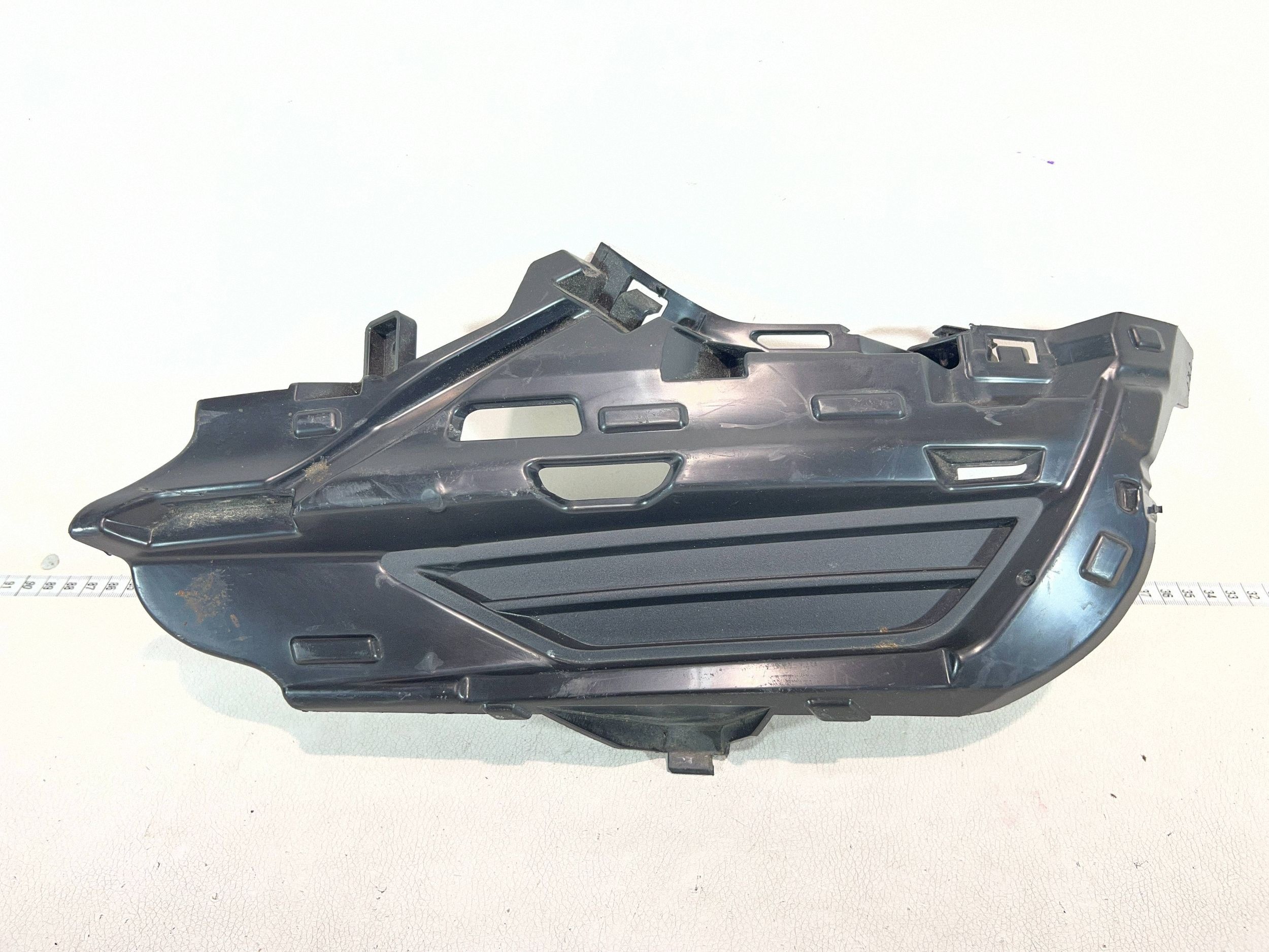 Grelha Para-choques Volvo XC60 II Usada image 2