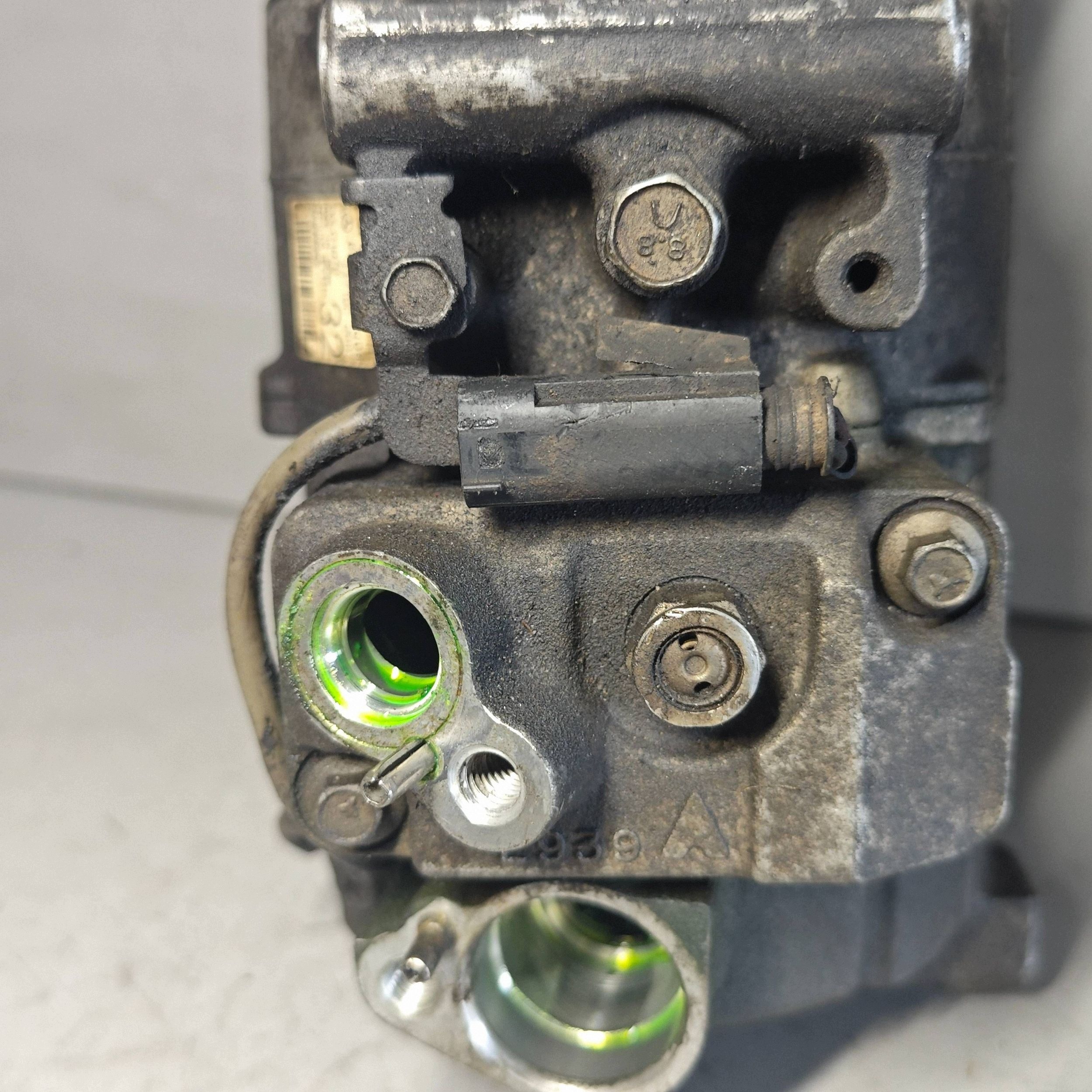Compressor Ar Condicionado Mercedes-Benz A0022303211 image 6