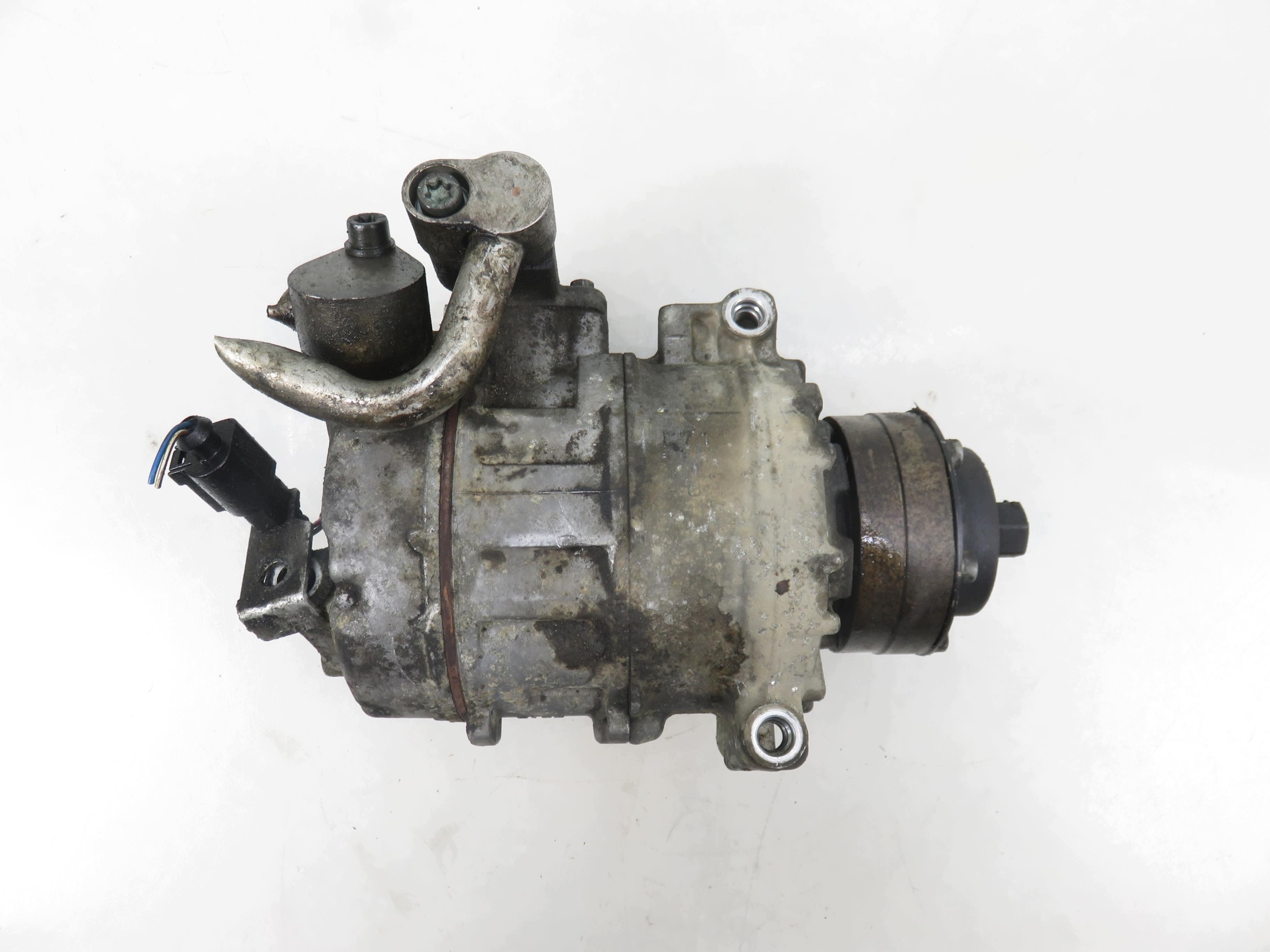 Audi Q7 4.2 FSI Airco Compressor 4E0260805Q image 3