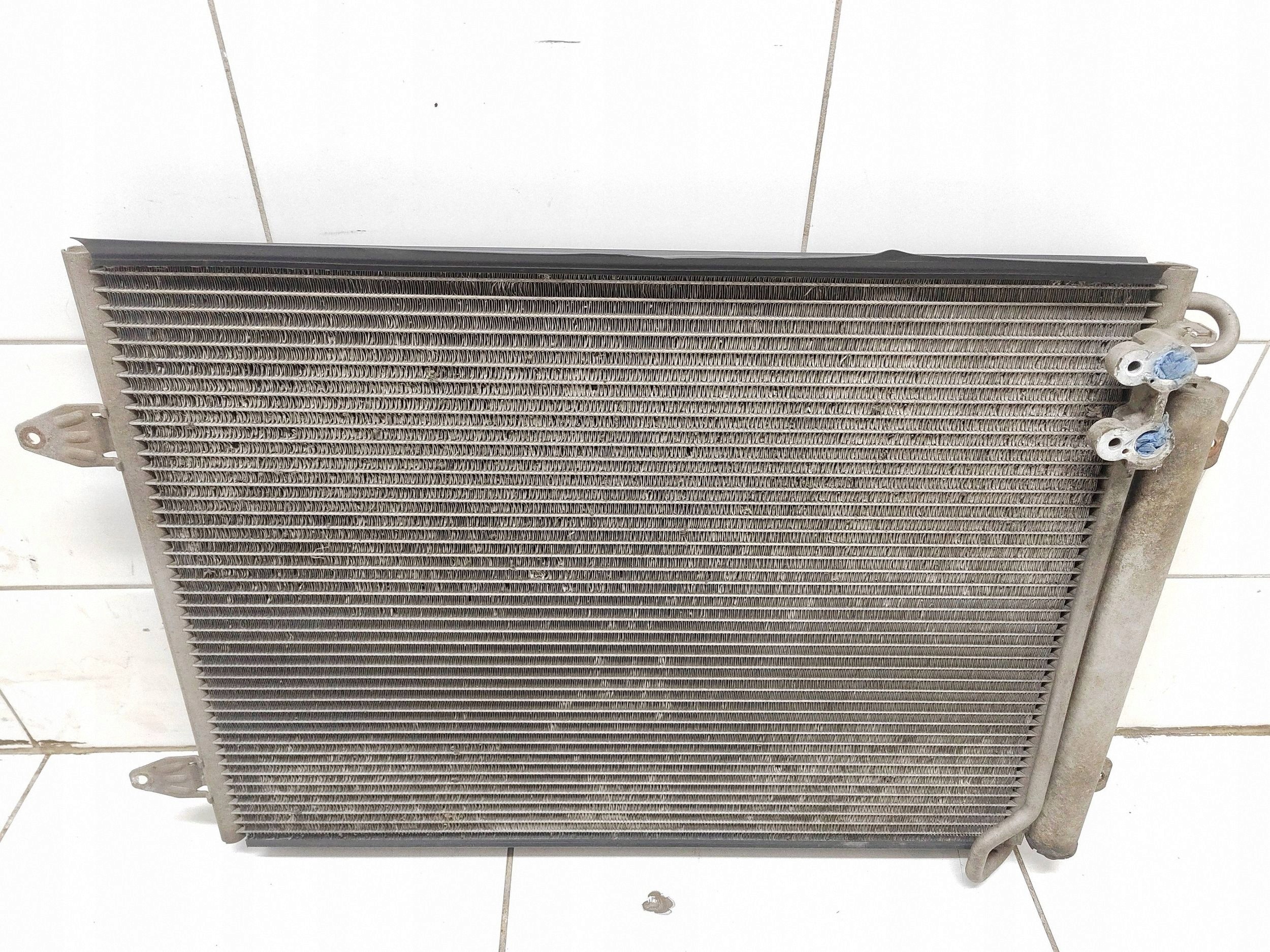 2007 VW Passat B6 Kondensor AC FRC66768 image 2