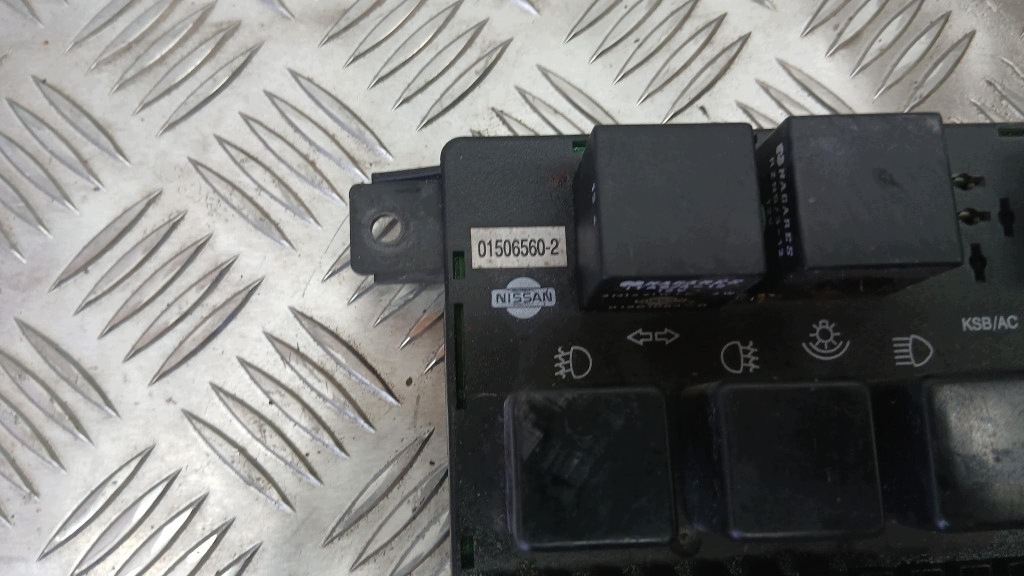 Sulakerasia Nissan Trade 03-08R 3.0D V-149839-01506560-2