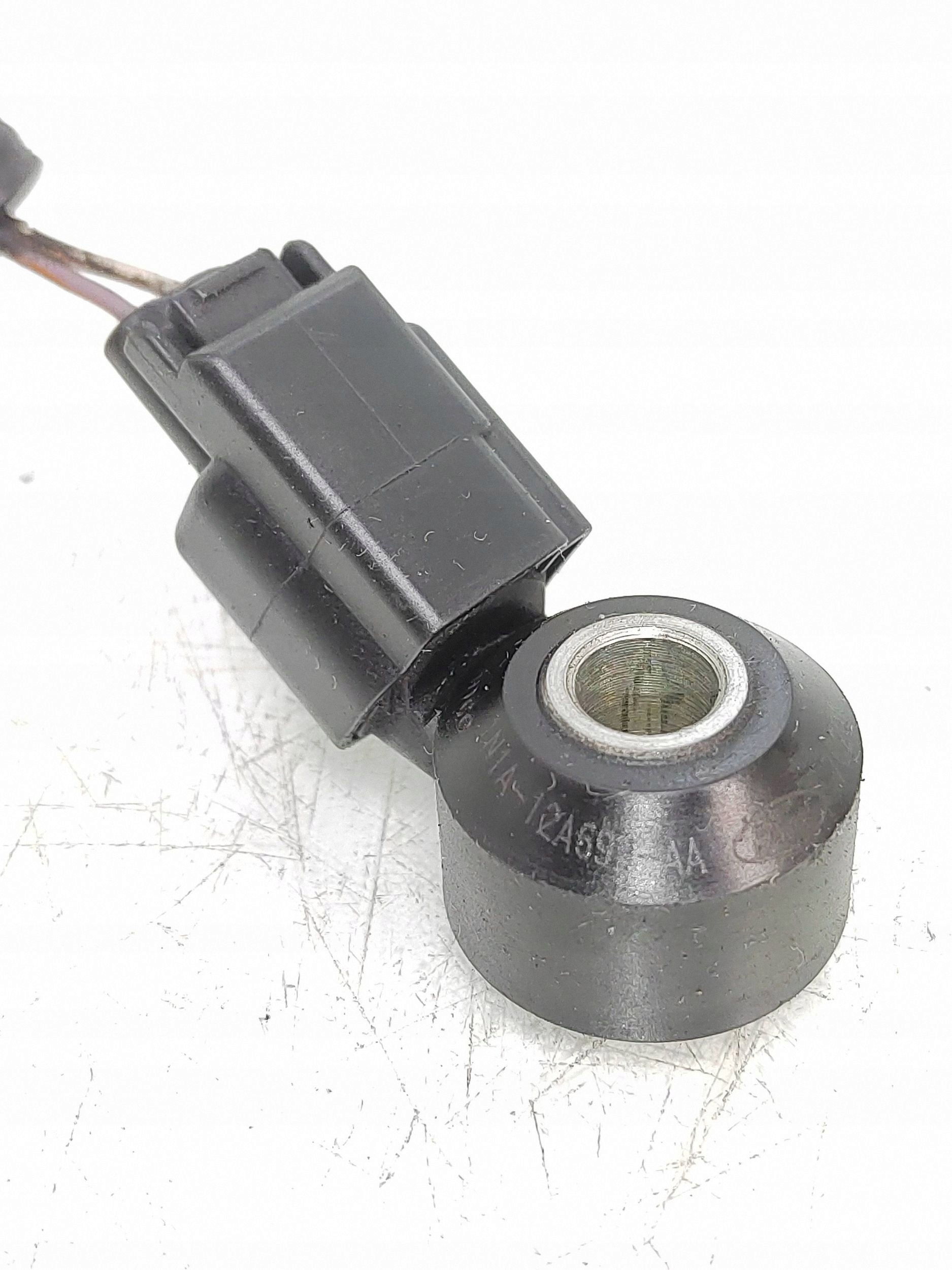 Sensor de Detonação Ford 1N1A-12A699-AA Usado image 2