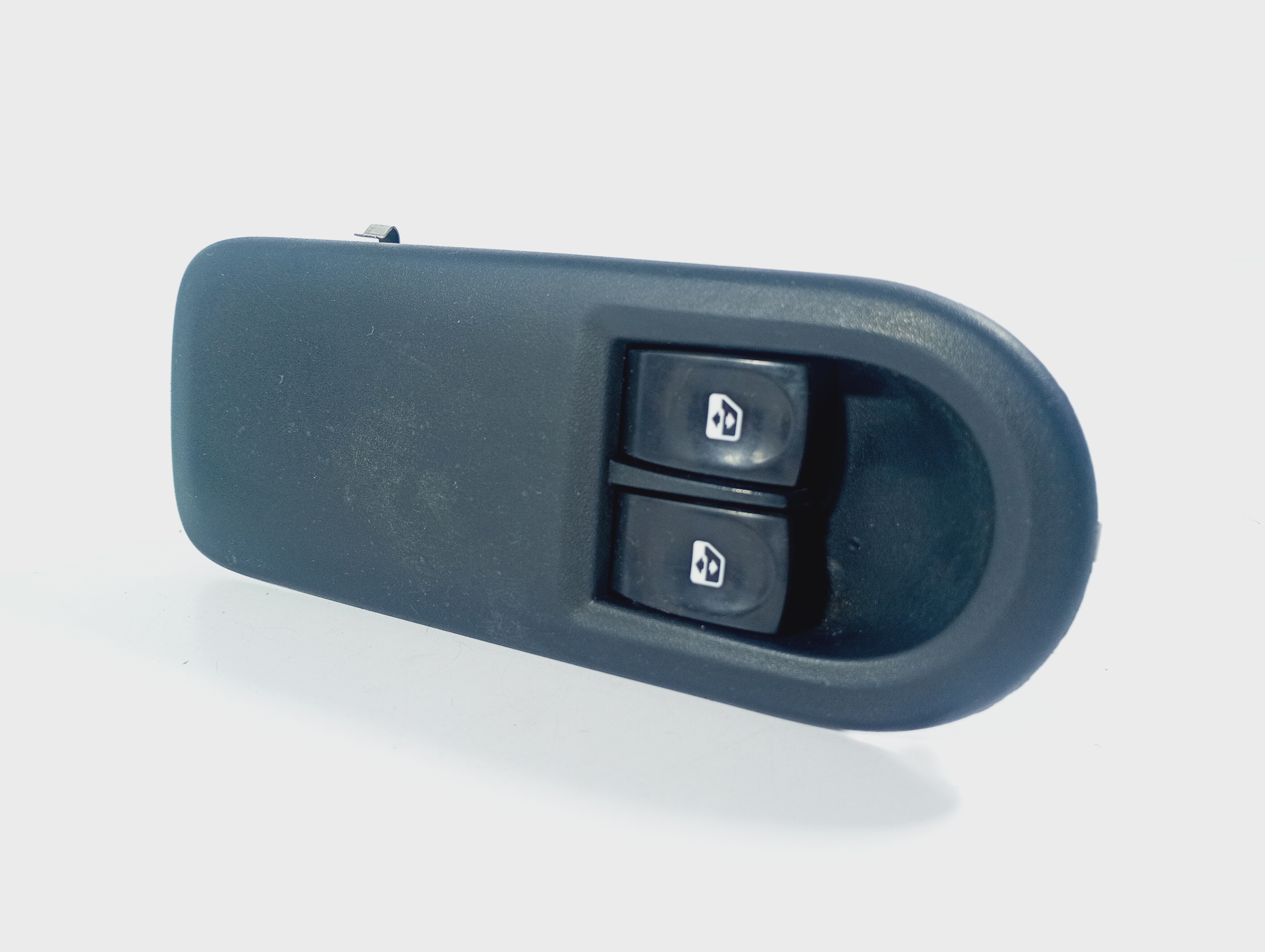 Interruptor Panel Ventanas Izq. Del. Renault Clio III 05-12 image 3