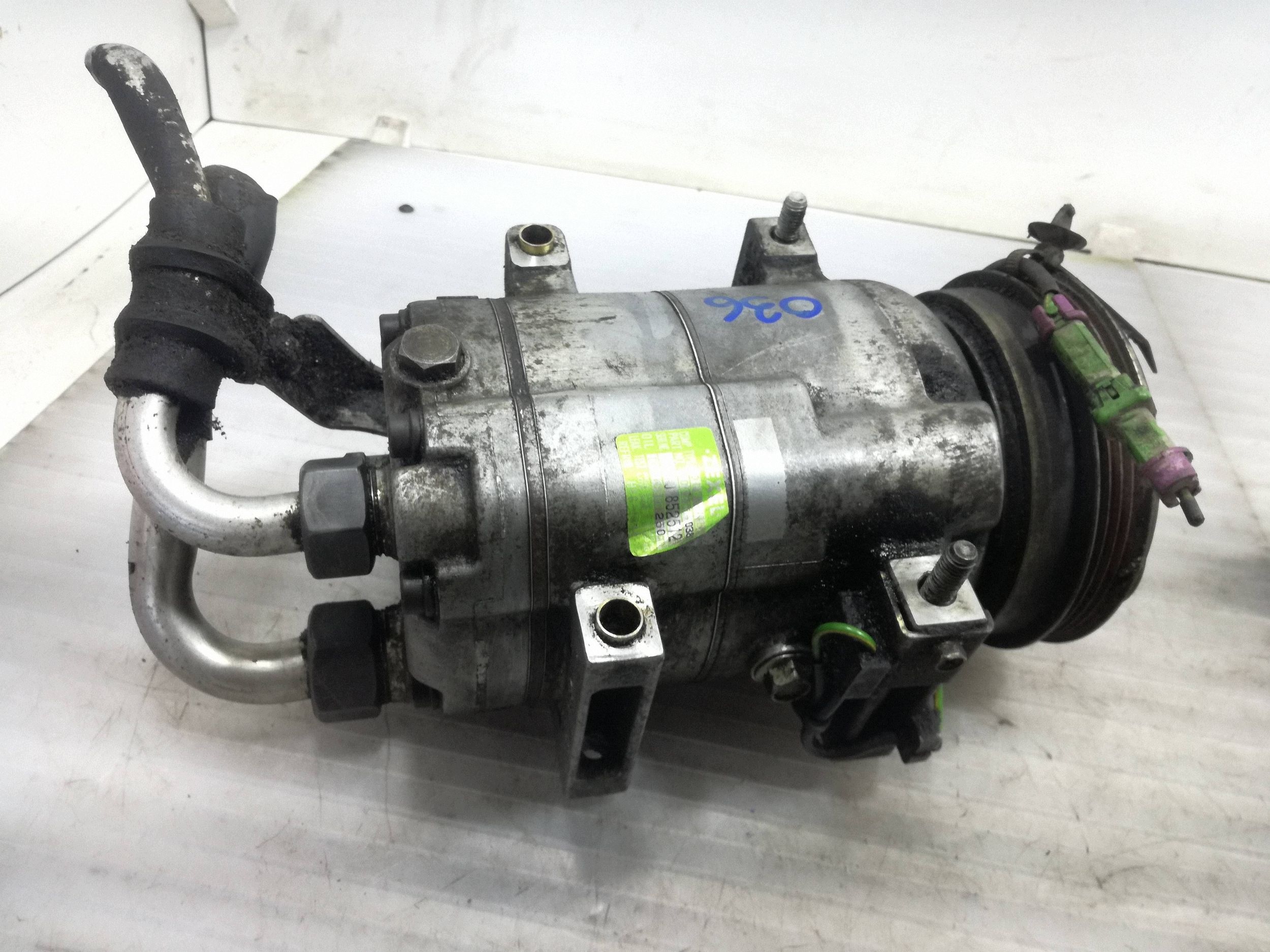 Audi A4 S4 B5 Compresseur Climatisation 506231 image 3
