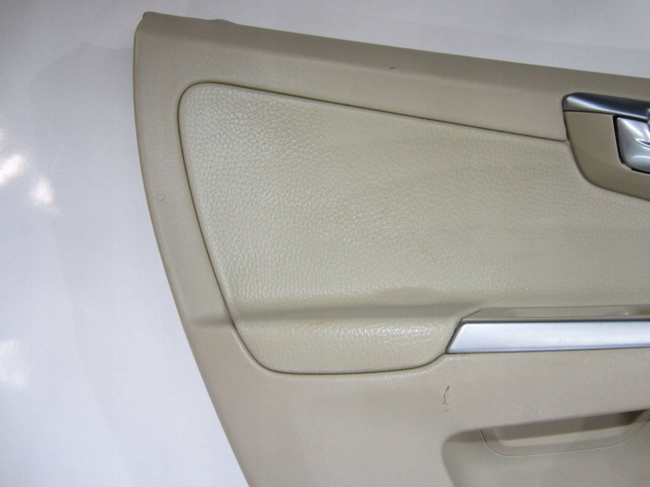 Panel lateral tapizado puerta trasera izquierda Volvo XC60 COE5631 image 6