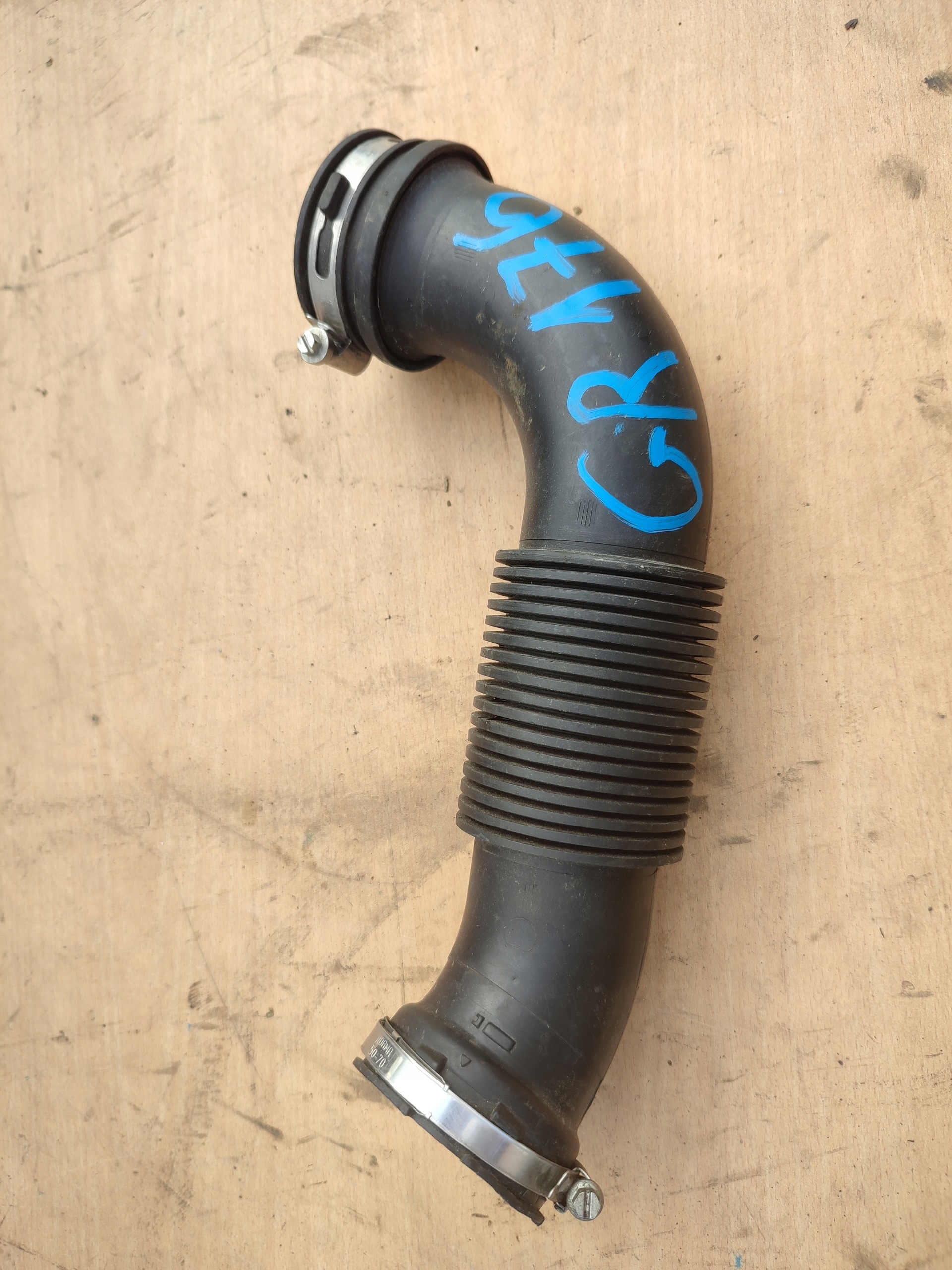 Ilmaputki Ford Focus Mk3 1.0 EB CV61-9C623-AC