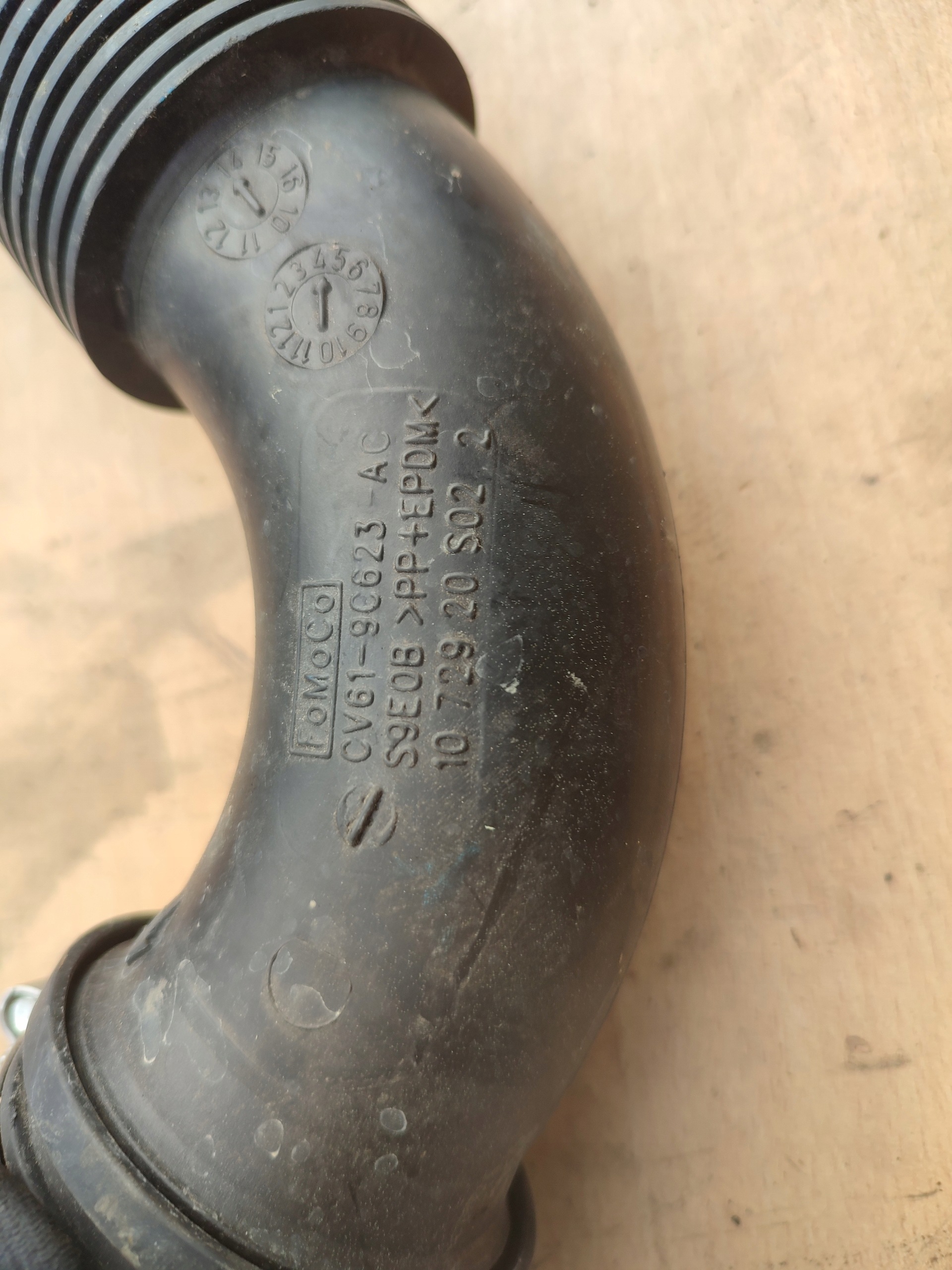Durite d'air Ford Focus Mk3 1.0 EB CV61-9C623-AC image 5