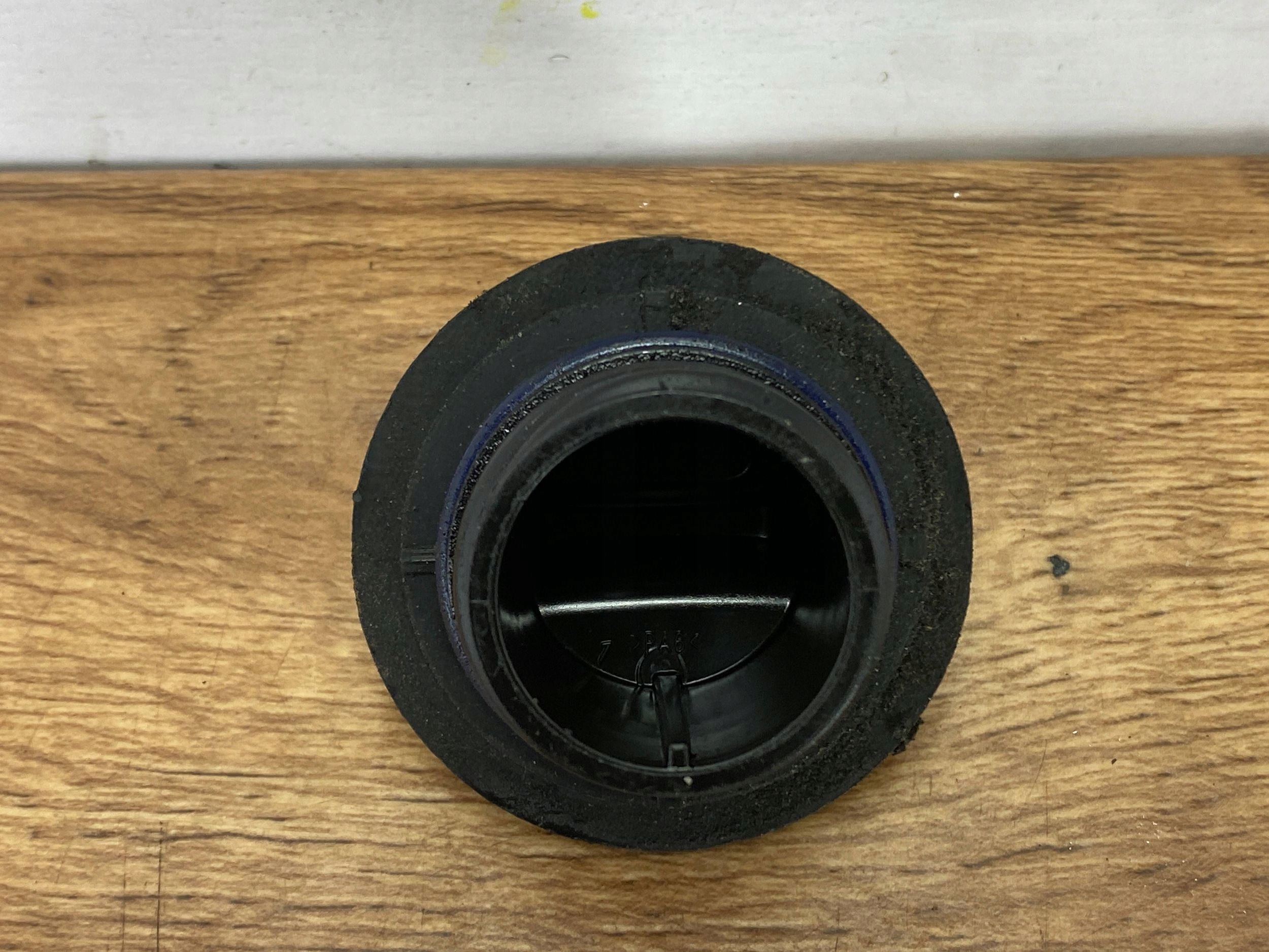 Oljepåfyllningslock 5.7 HEMI KOREKOLE57 image 6