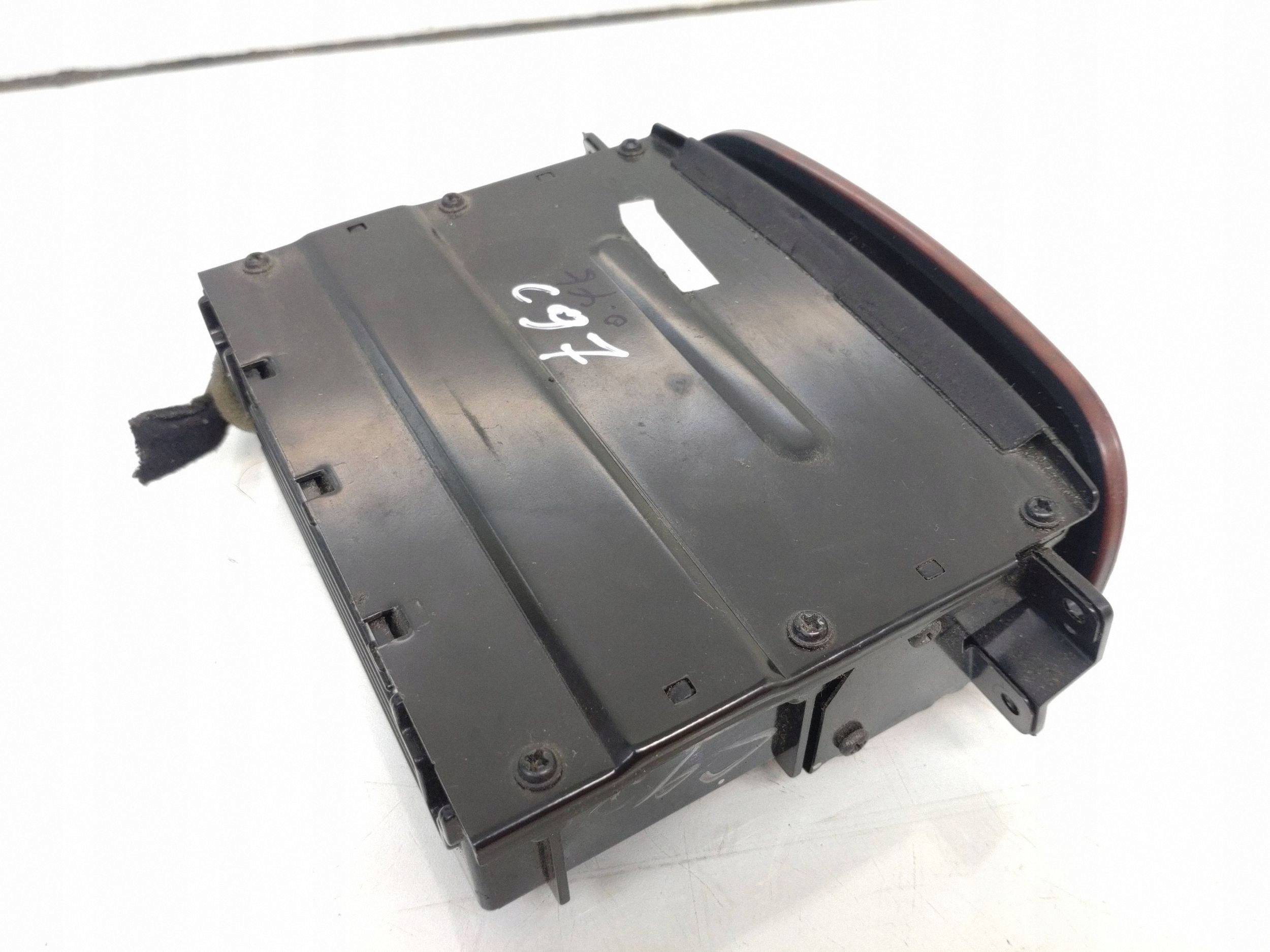Cendrier Hyundai Santa Fe 2007 K6L27 image 3