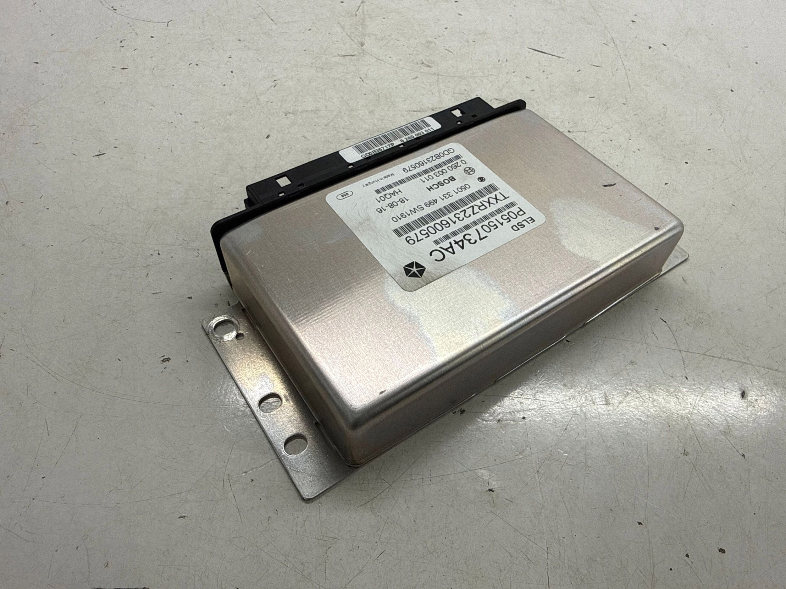 JEEP GRAND CHEROKEE 05150734AC image 3