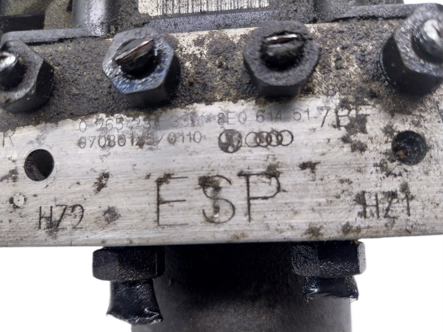 ABS-pomp Audi A4 B7 2.0 20V 0265231331 8E0614517 image 3