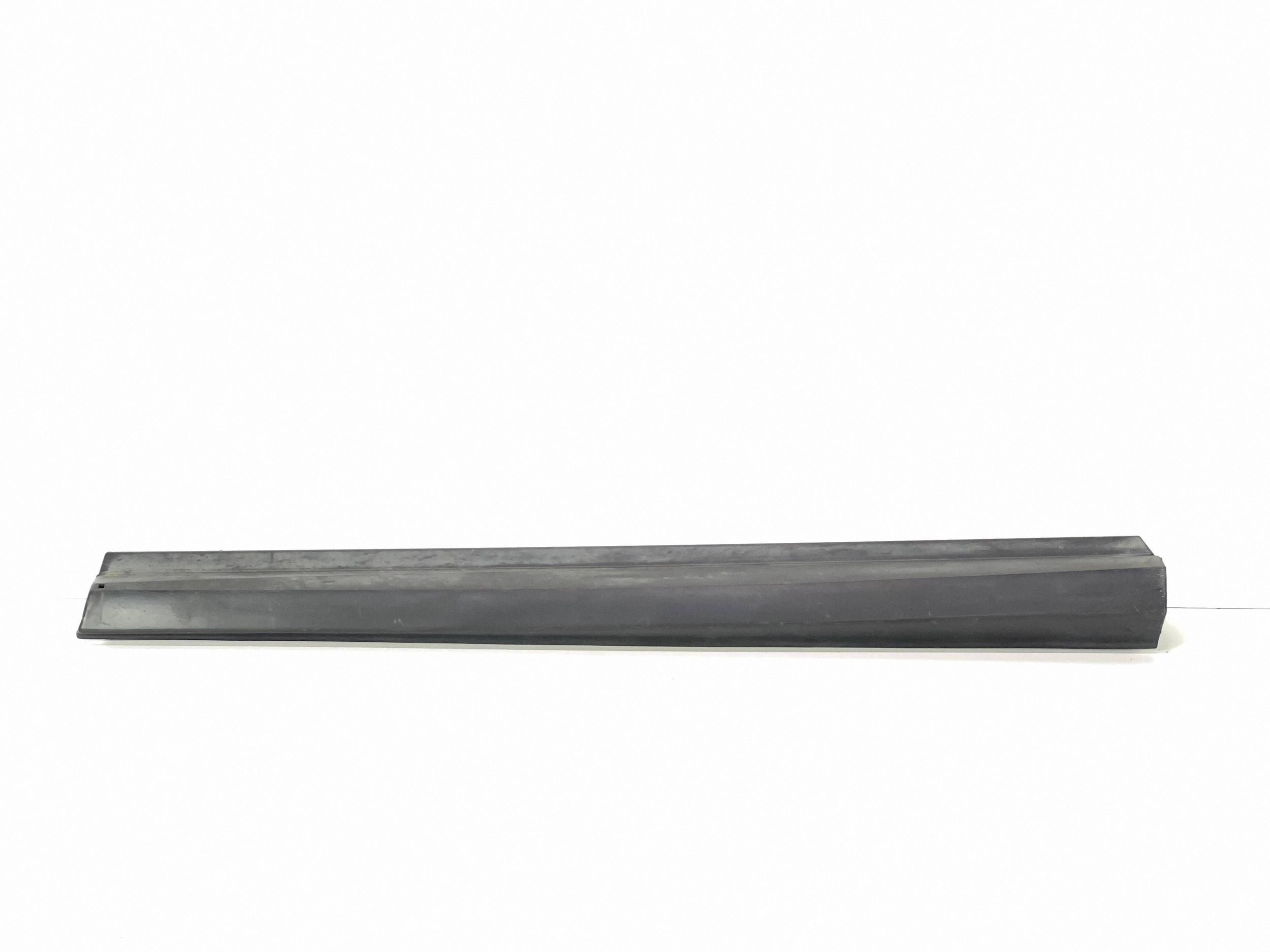 Lexus RX 330/350/400H etuoven lista 750710E100