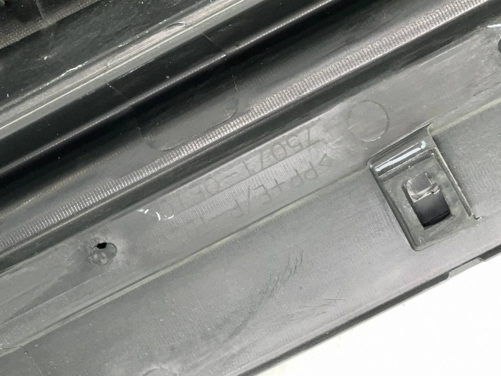 Voorste deurstrip Lexus RX 330/350/400H 750710E100 image 5