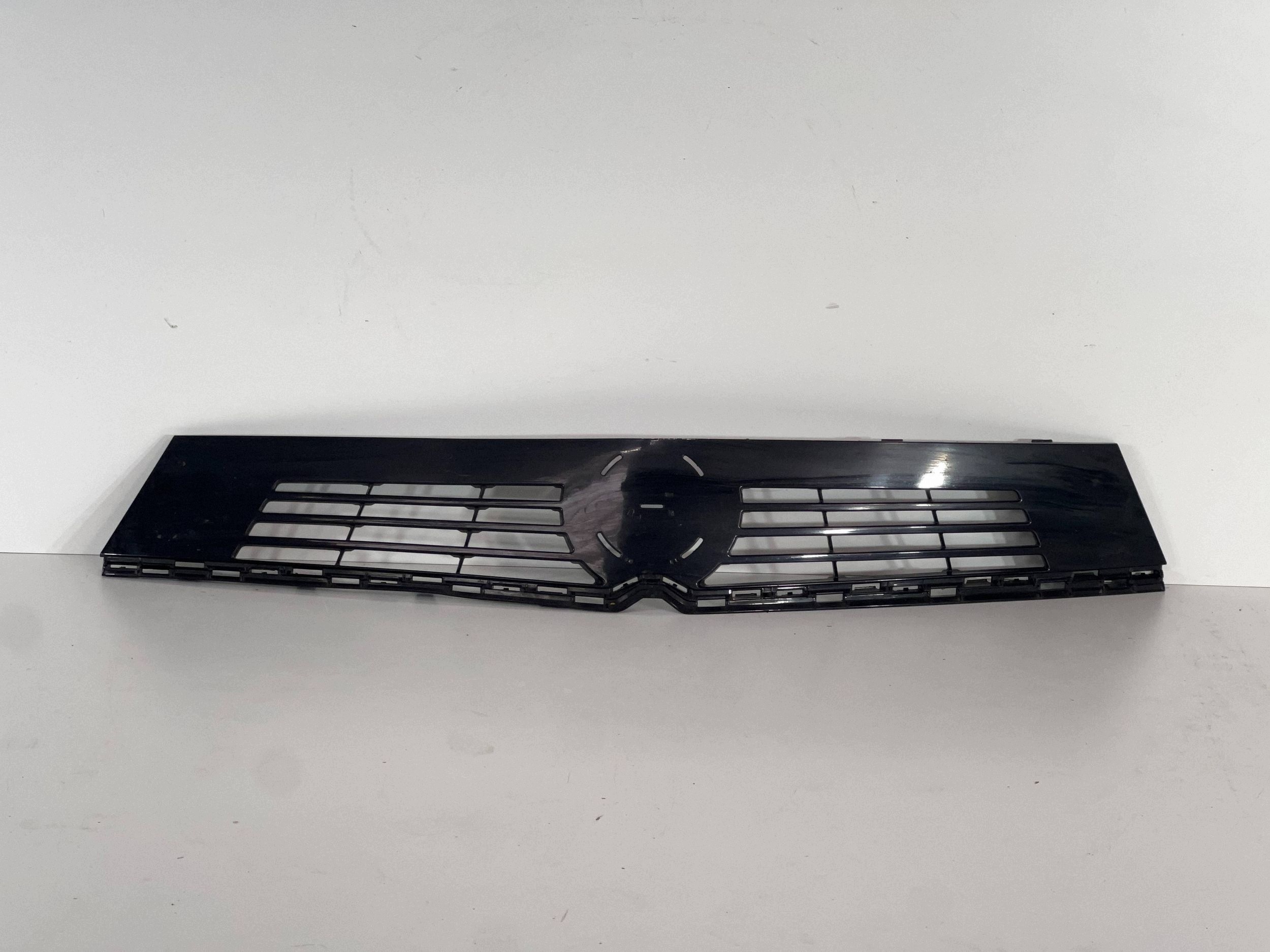 Grille avant Opel Astra L 9101000000500 image 2