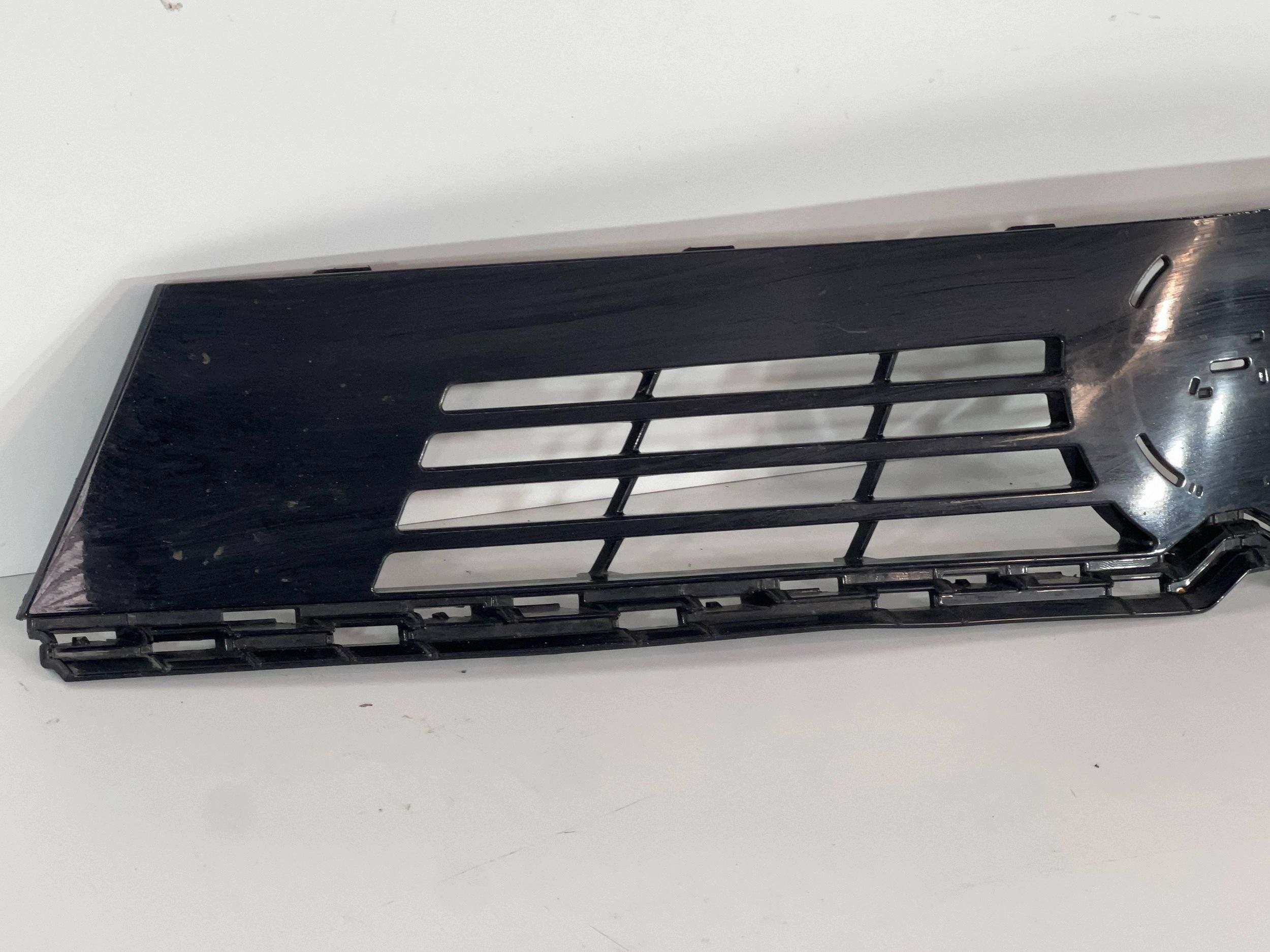 Grille avant Opel Astra L 9101000000500 image 3