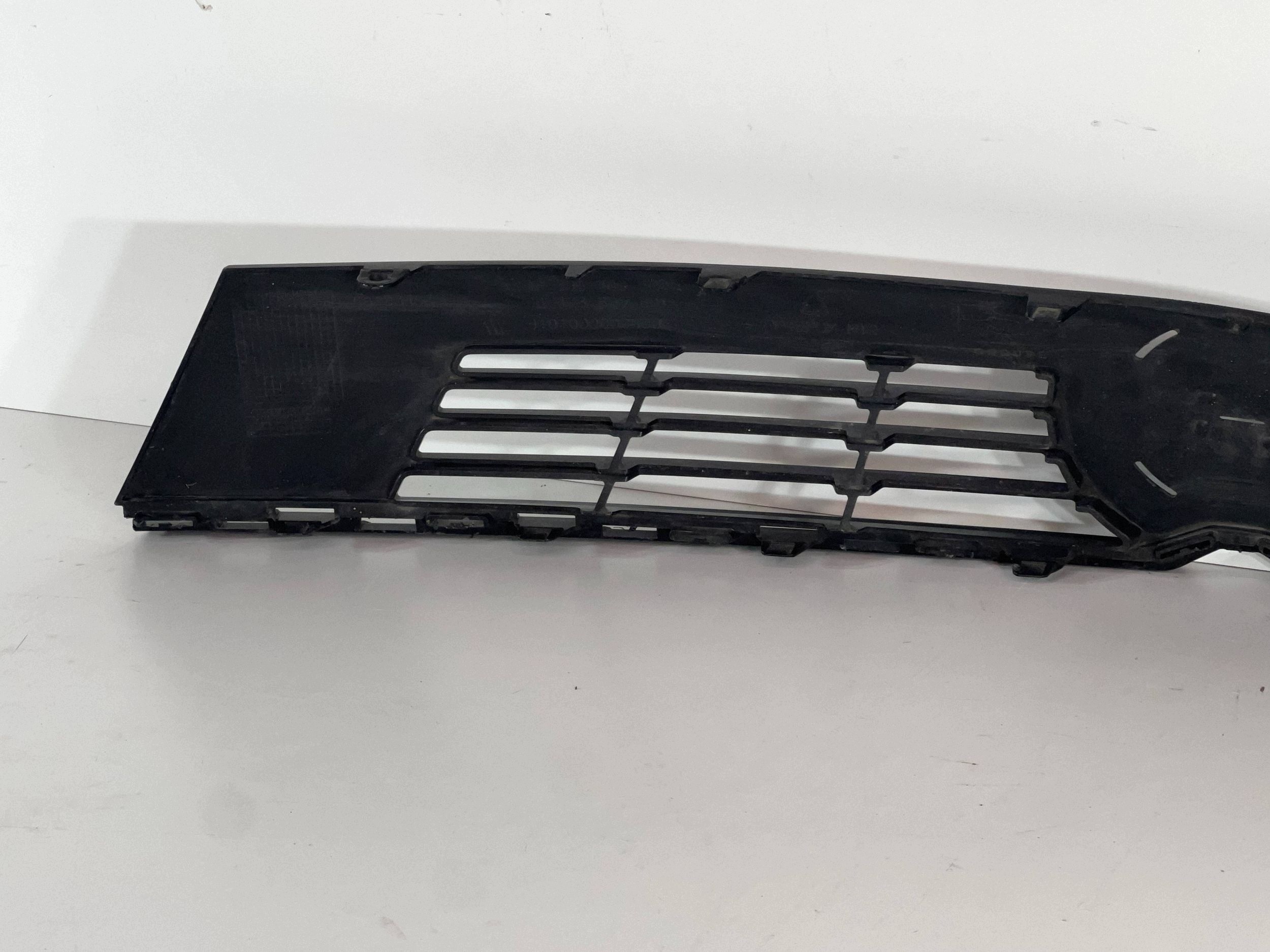Grille avant Opel Astra L 9101000000500 image 8