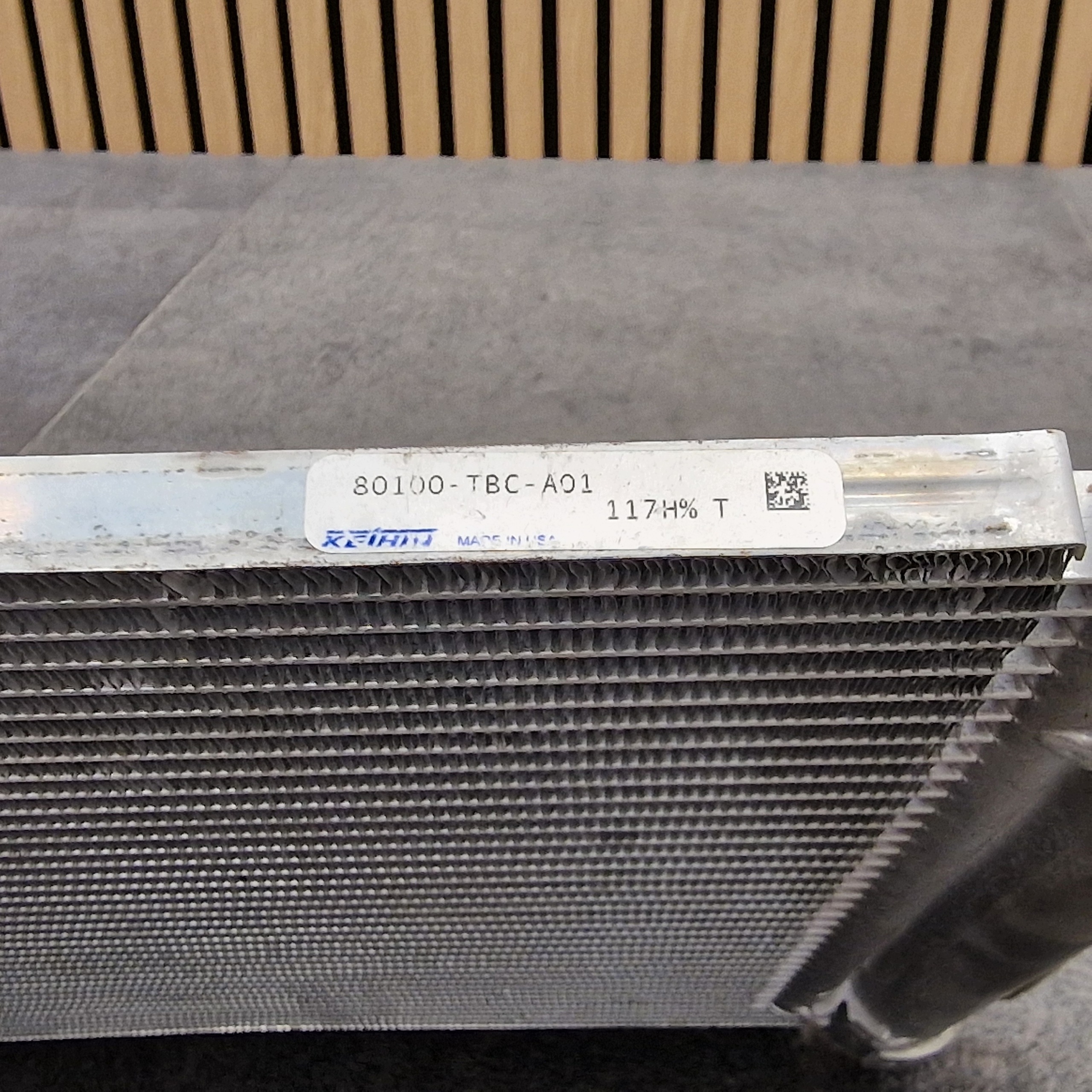Kondensaattori Honda Civic X 1.0T 1.5T OE 80100TBCA01