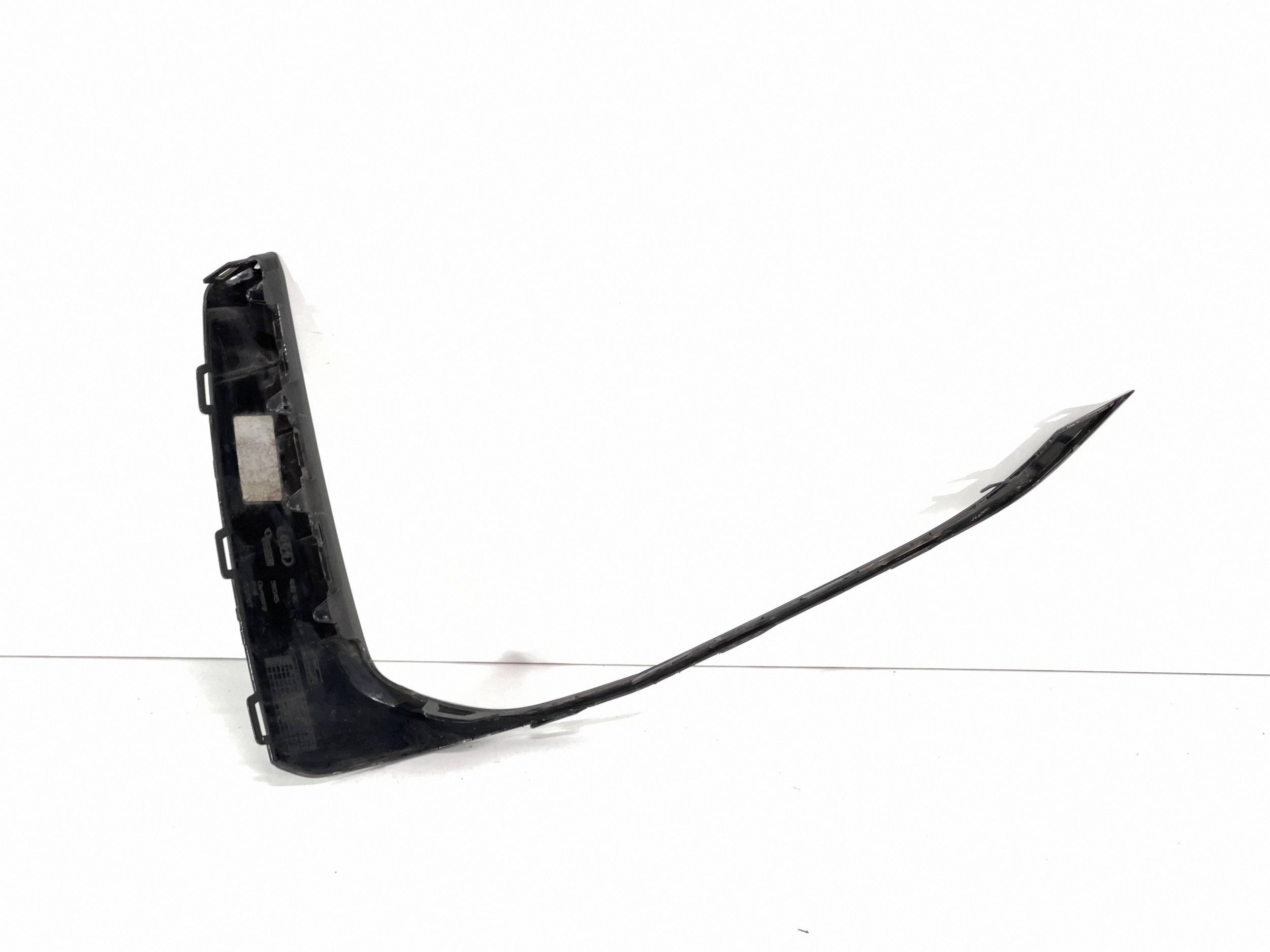 Etupuskurin lista Audi Q7 4M 4M0807299 image 5