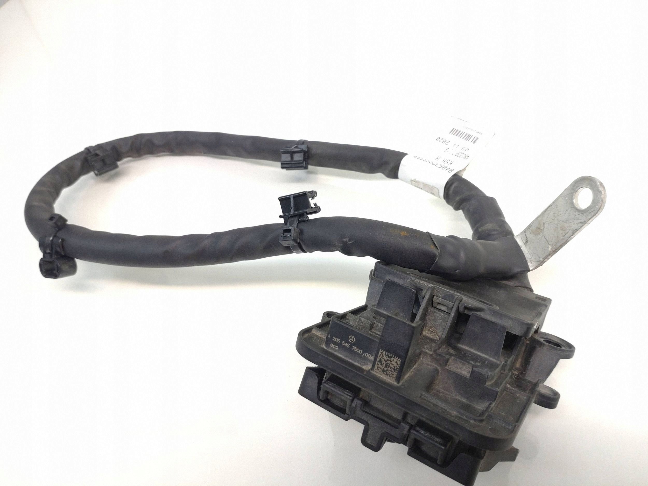 Mercedes-Benz EQC Pyrotechnic Clamp A2055457500 image 3
