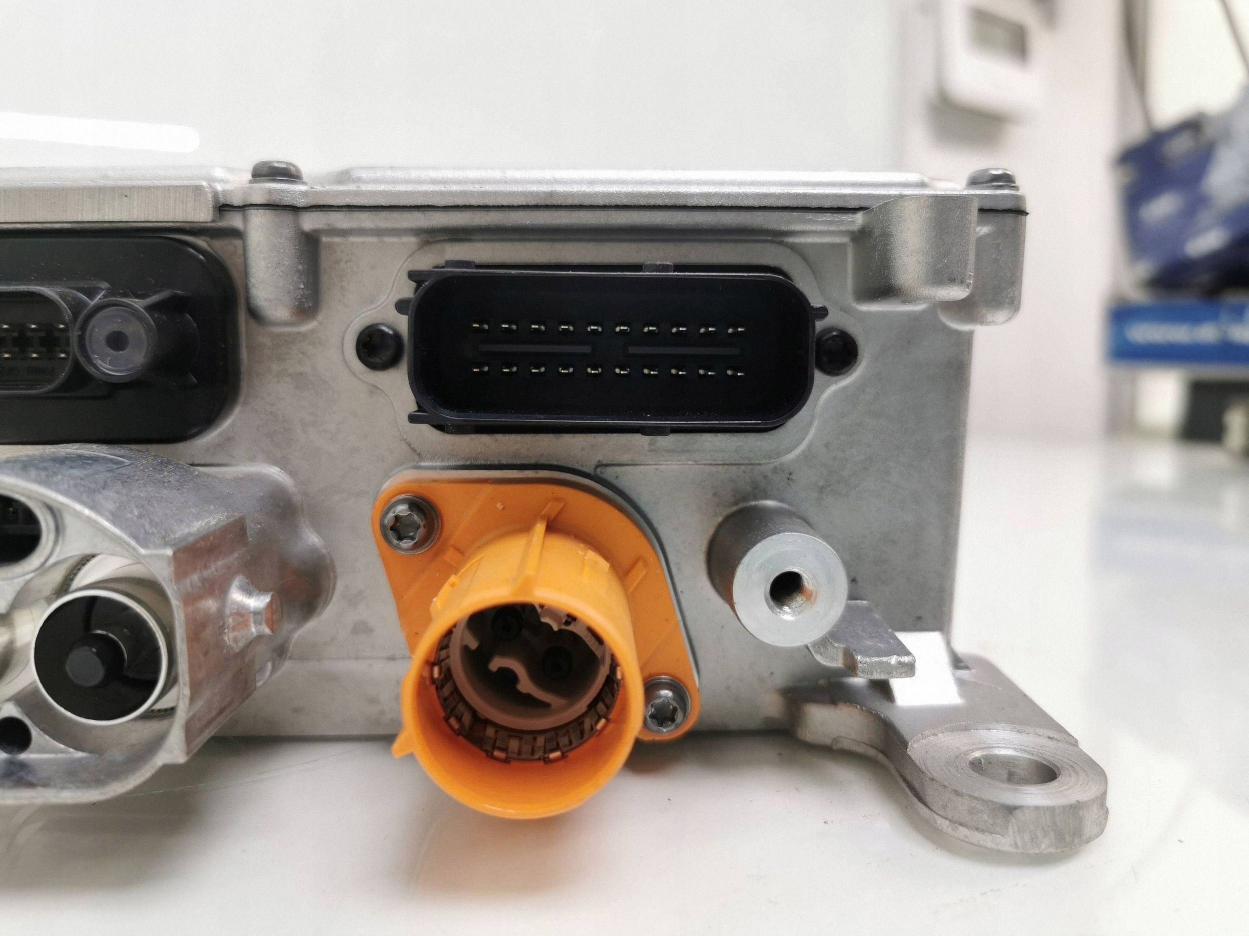 2021 Mercedes-Benz EQC Inverteri A0009009824