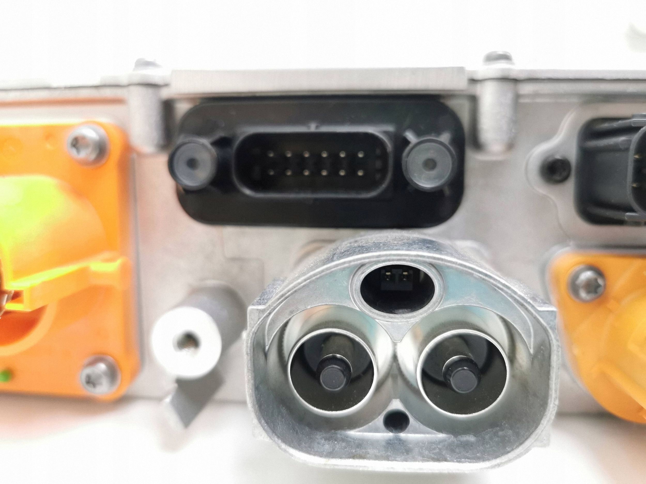 Inversor Mercedes-Benz EQC A0009009824 Usado image 3