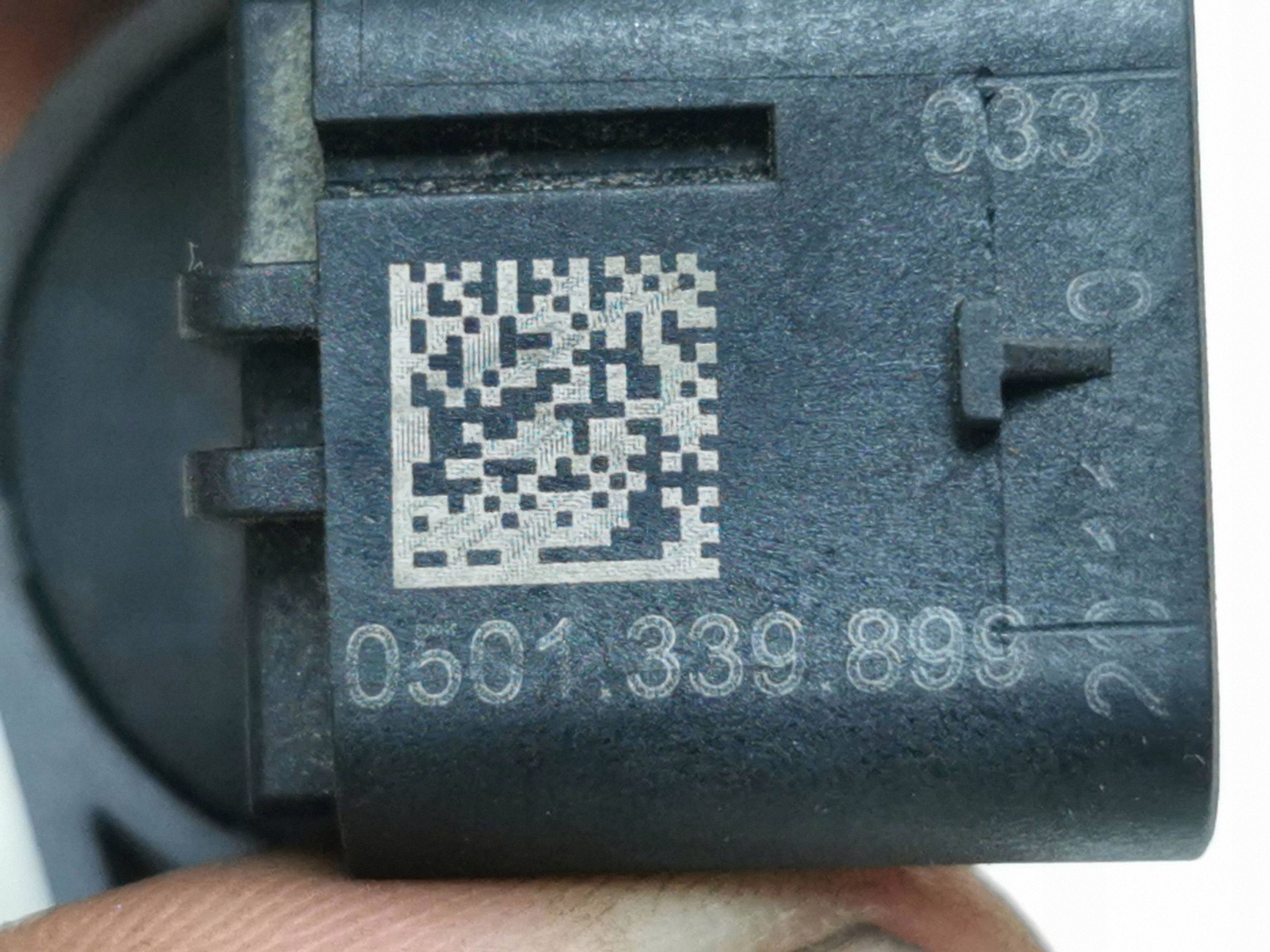 Sensor Mercedes-Benz EQC 2021 OEM 0501339899 image 4