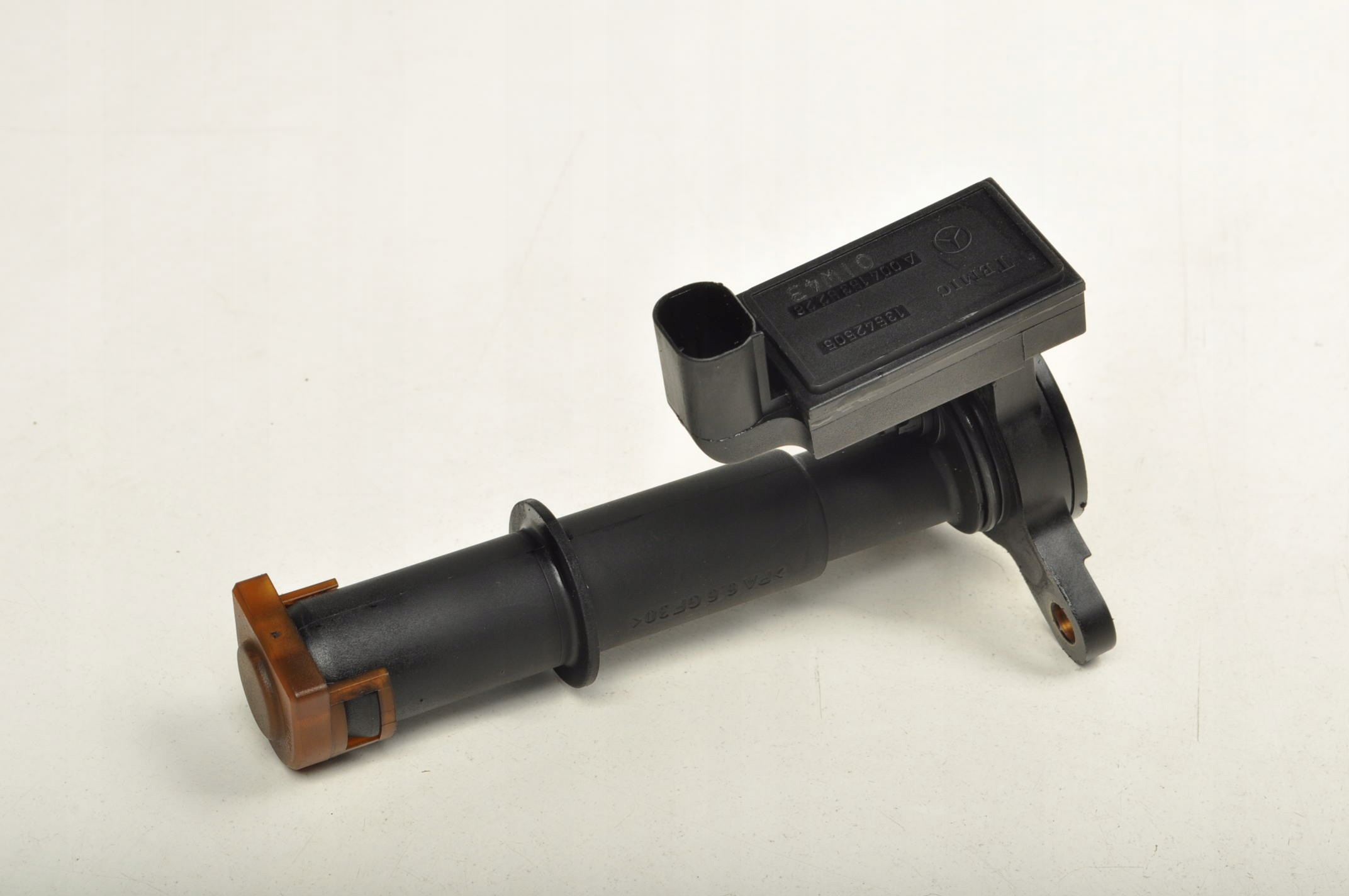 Mercedes-Benz Engine Oil Level Sensor A0041535228 image 2