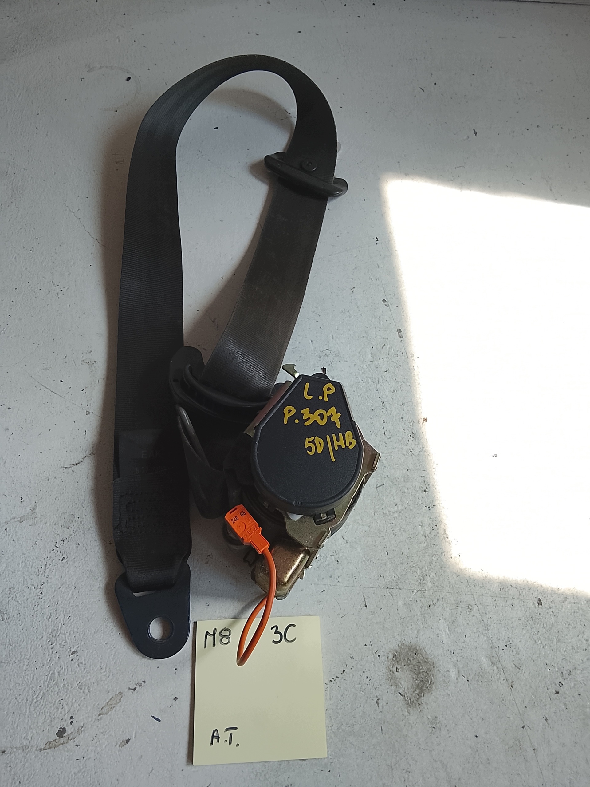 Cintura di sicurezza anteriore sinistra Peugeot 307 5D HB