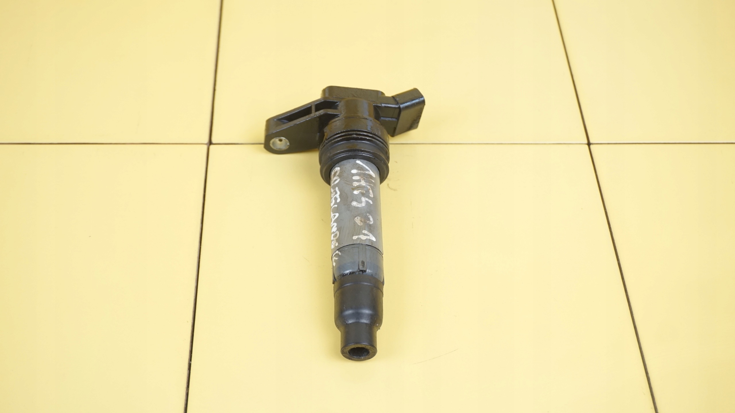Land Rover Freelander II 3.2 B6324S sytytyspuola