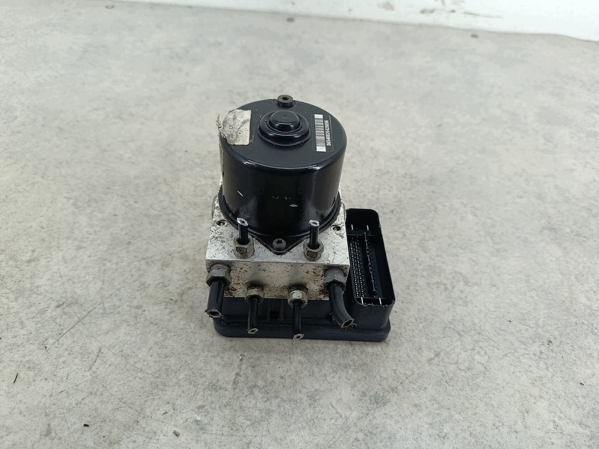 ABS-pumppu Ford Focus II FL 8M51-2C405-CA image 2