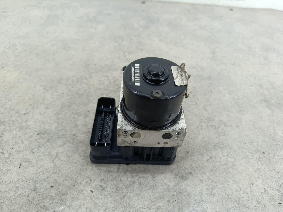 ABS-pumppu Ford Focus II FL 8M51-2C405-CA image 3