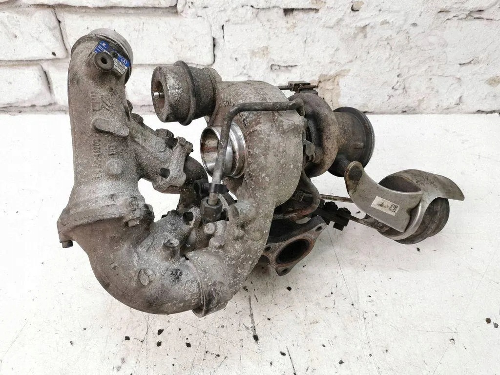 Turbo Mercedes-Benz A6510986380 2.2L diesel 140kW