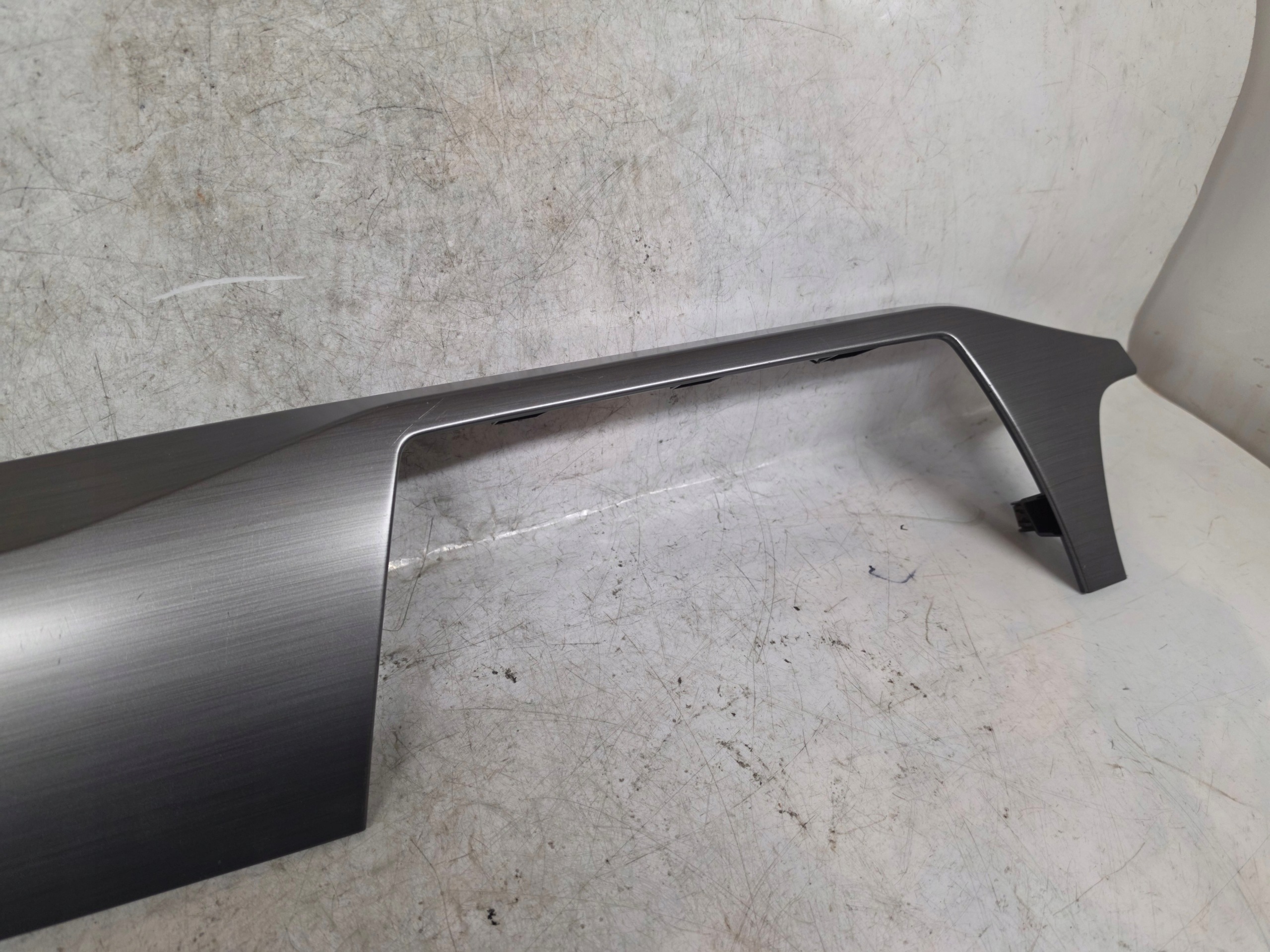 Moldura Console Skoda Fabia III 6V1858418A Usada image 4