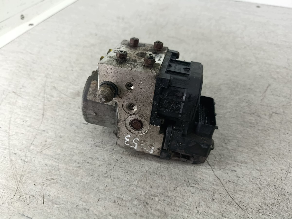 ABS-pumppu Honda Civic VII 1.6 16V BOSCH image 4